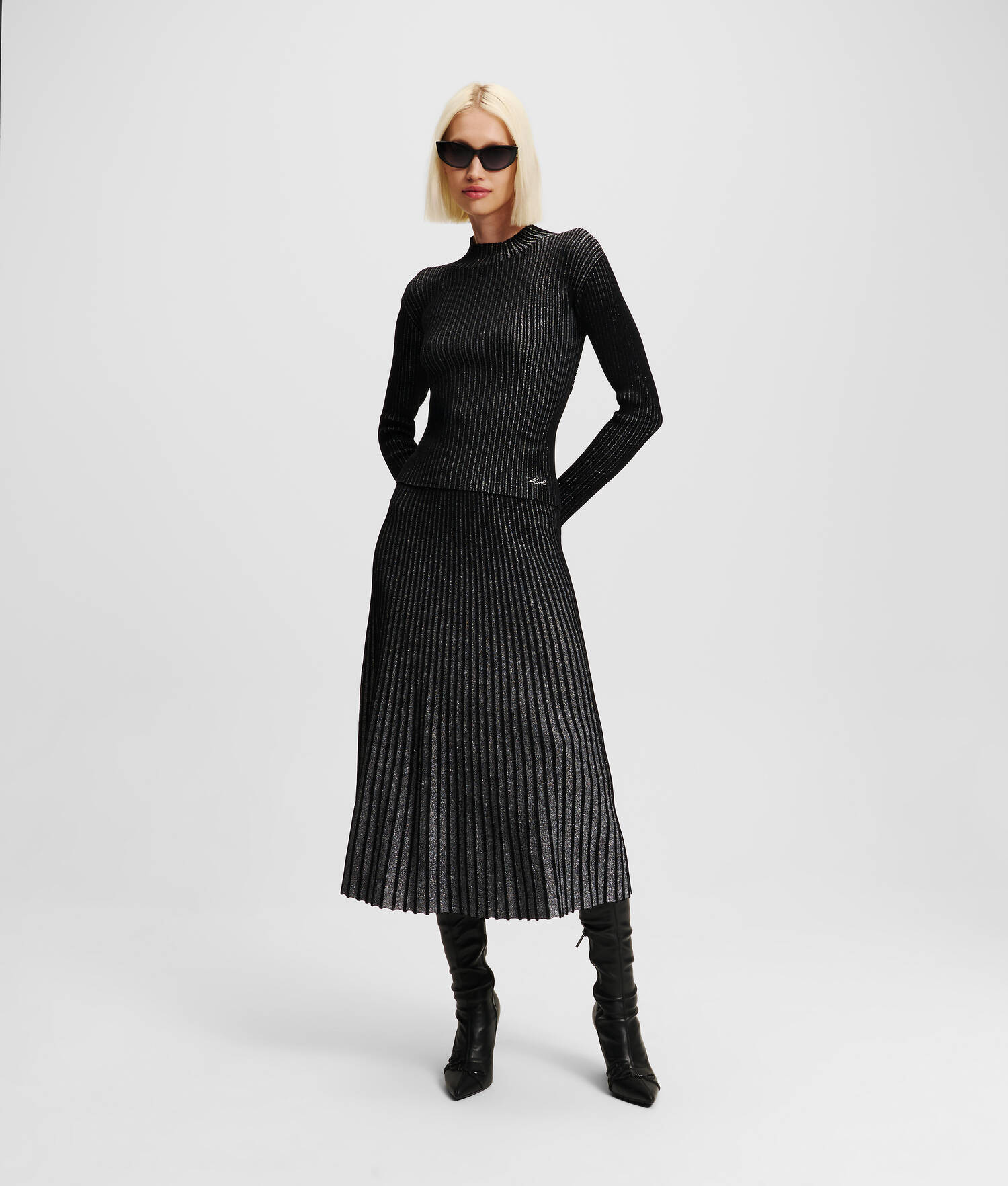 PULL À COL MONTANT EN LUREX