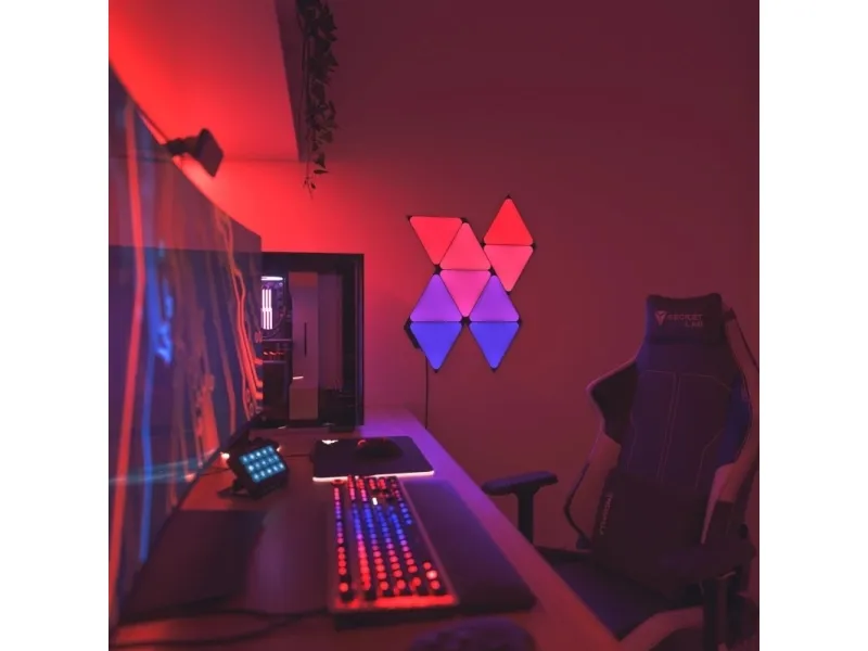 Nanoleaf Shapes Starter Kit - Lyspanelsæt - LED - 230 x 200 mm - 1.5 W - 16 millioner farver - 1200-6500 K - triangel - sort