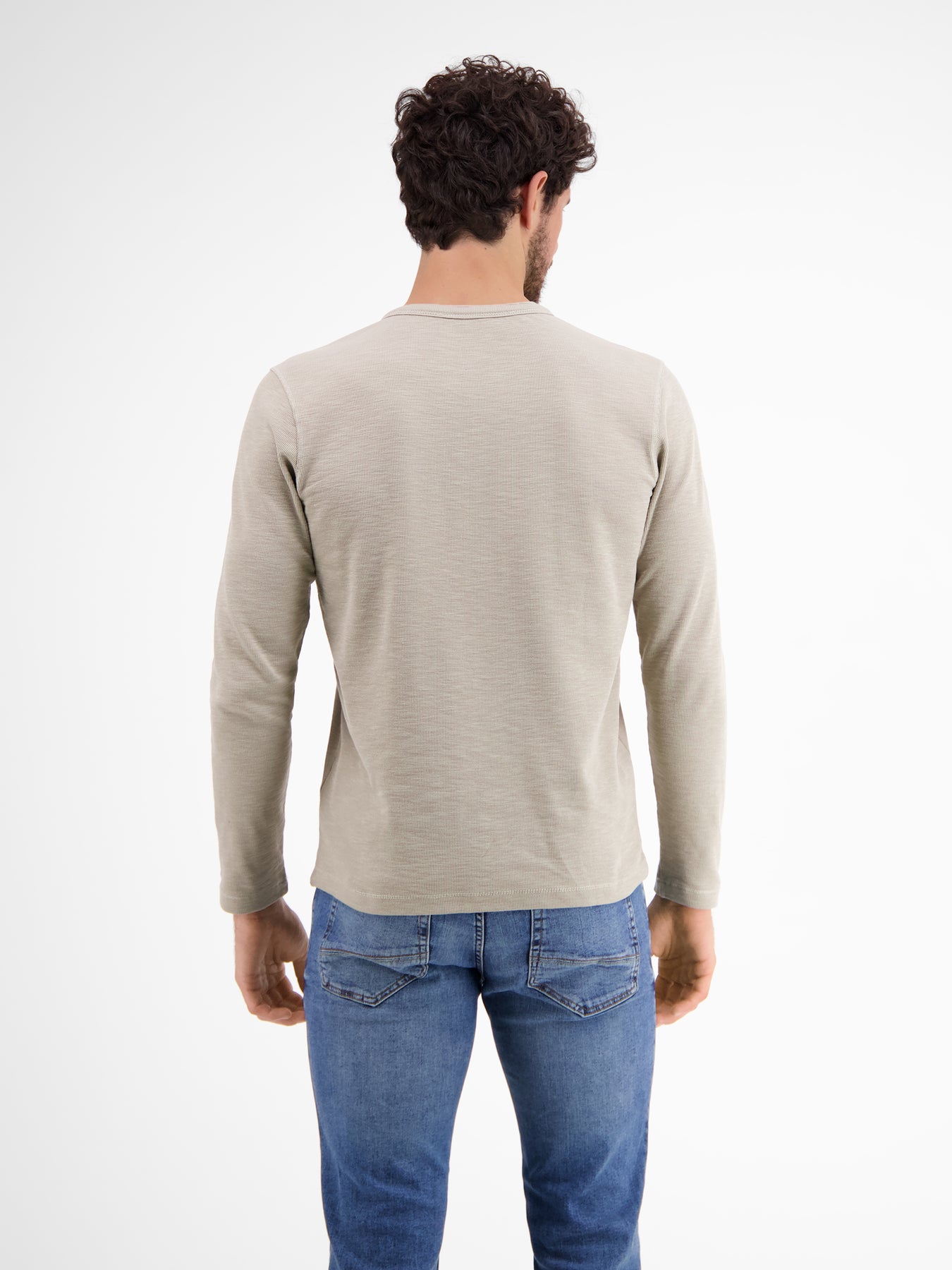 Langarmserafino mit Logostitching