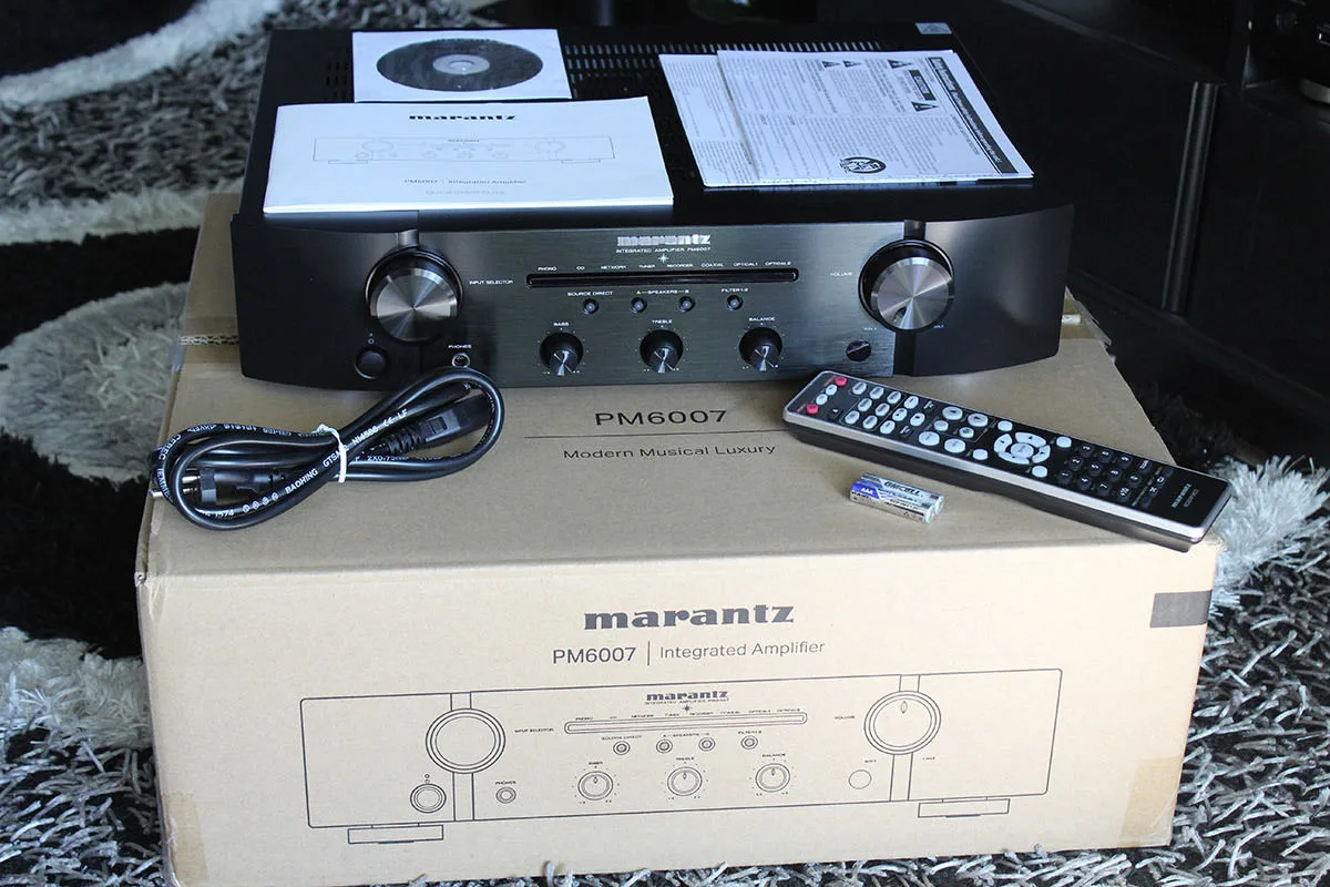 Marantz PM-6007 Noir Amplis hi-fi stéréo