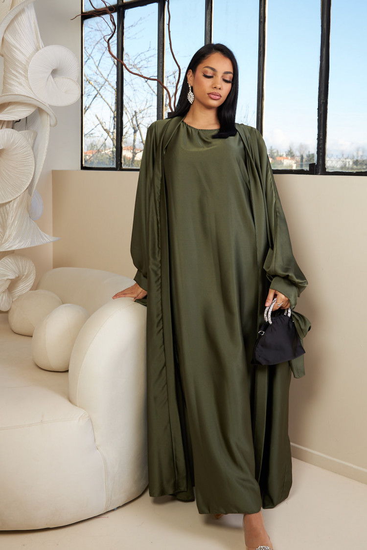 Ensemble 2 pièces abaya + gilet kaki à noeud aux poignets