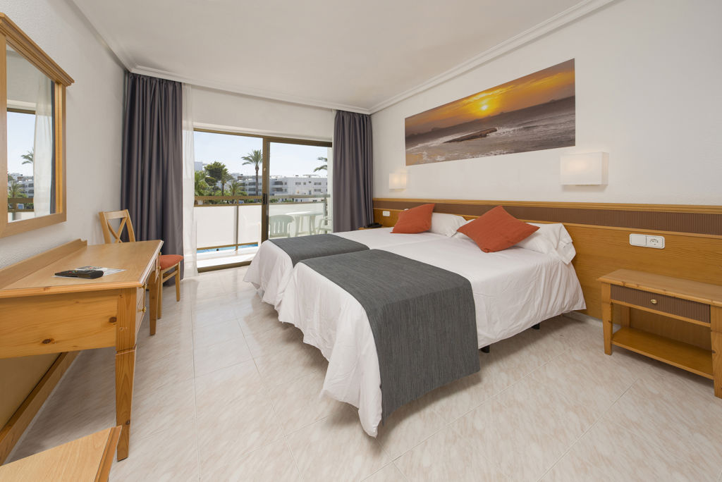 Vibra Mare Nostrum Logies en ontbijt - Hotel