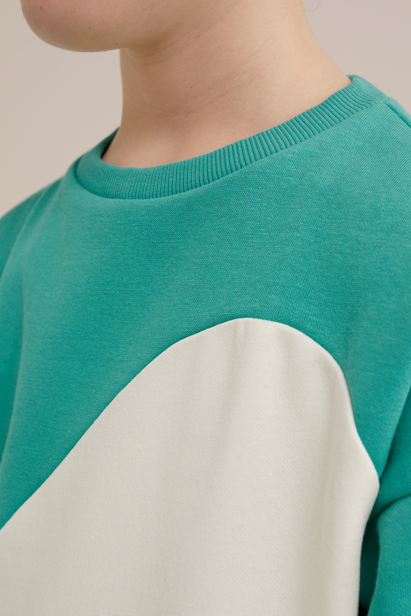 Meisjes sweater met colourblock WE Fashion Lichtgroen