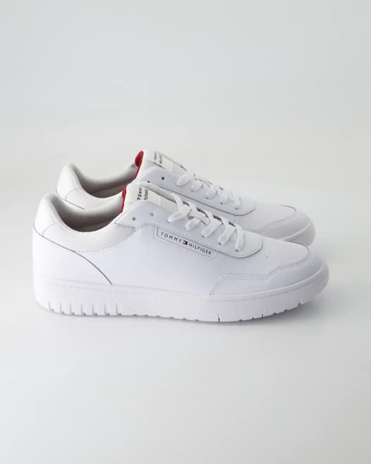 Tommy Hilfiger TH BASKET CORE LTH PINPERF Sneaker in Weiß