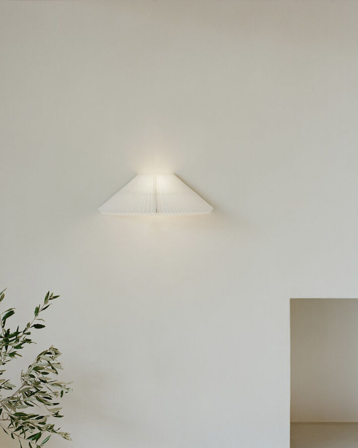 New Works Nebra Wall Lamp, Ø270-400, White Hvid