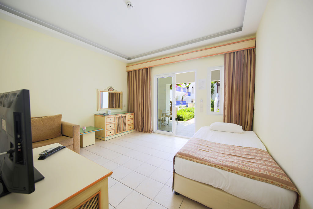 Fly & Go Salmakis Resort Halfpension - Hotel