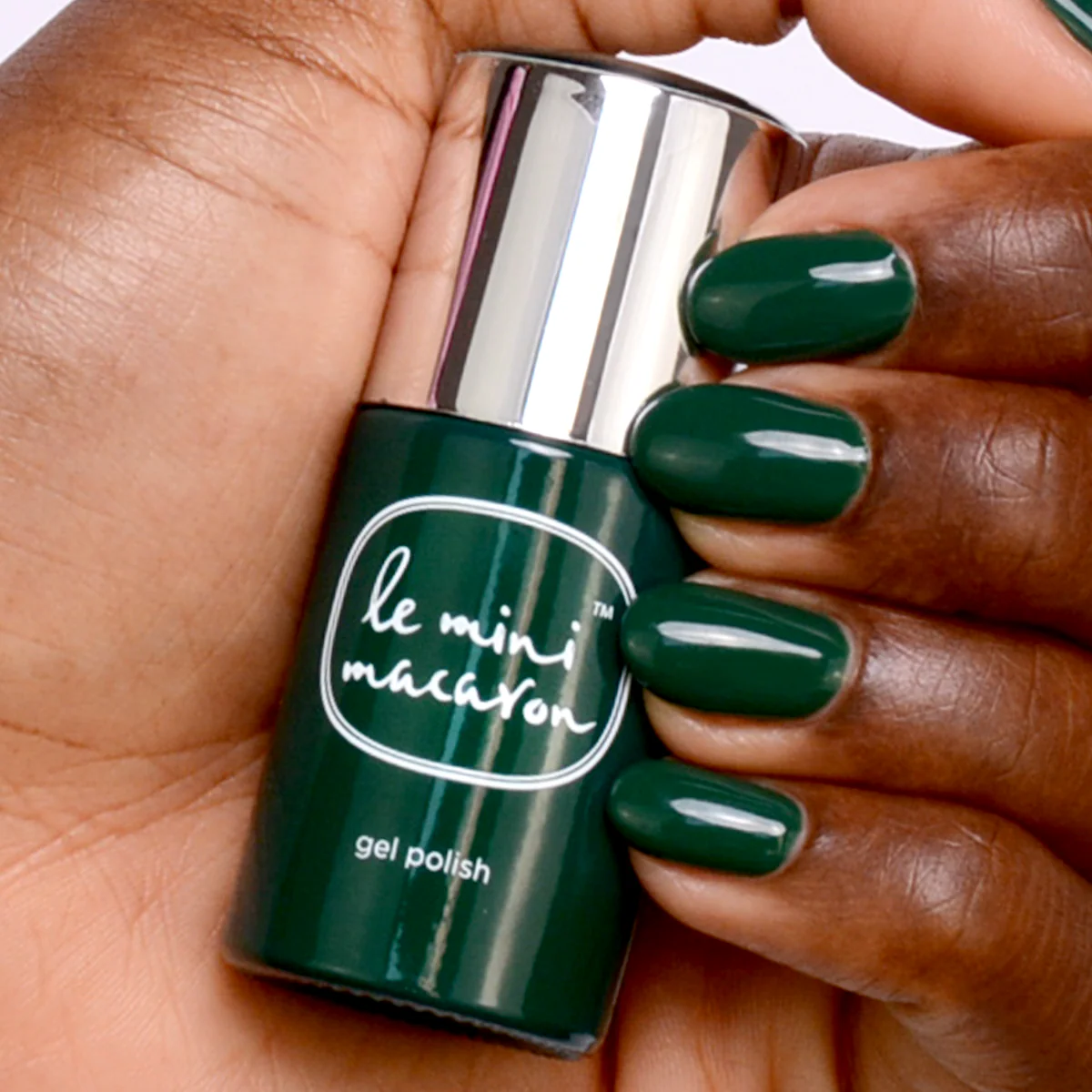 Le Mini Macaron  Single Gel Polish - Emerald Green