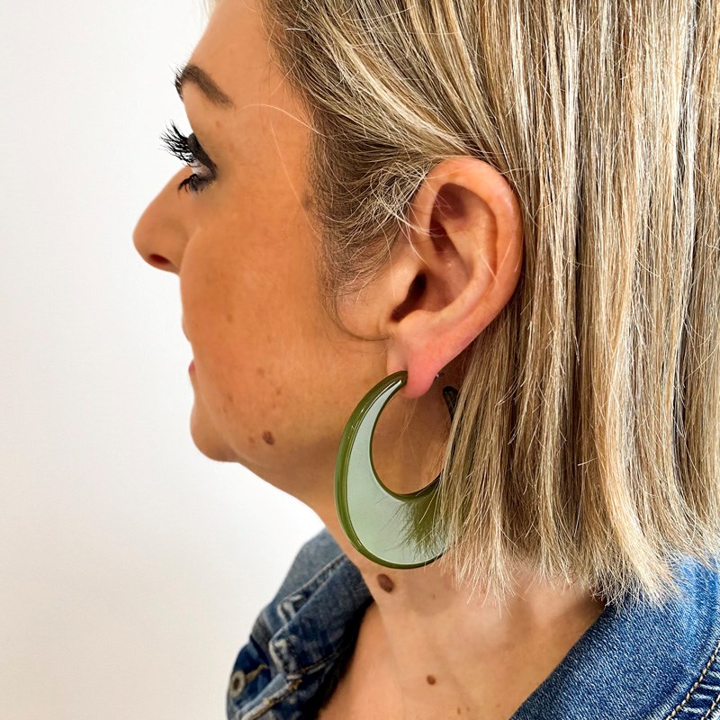 Boucles d'oreilles style créoles vertes