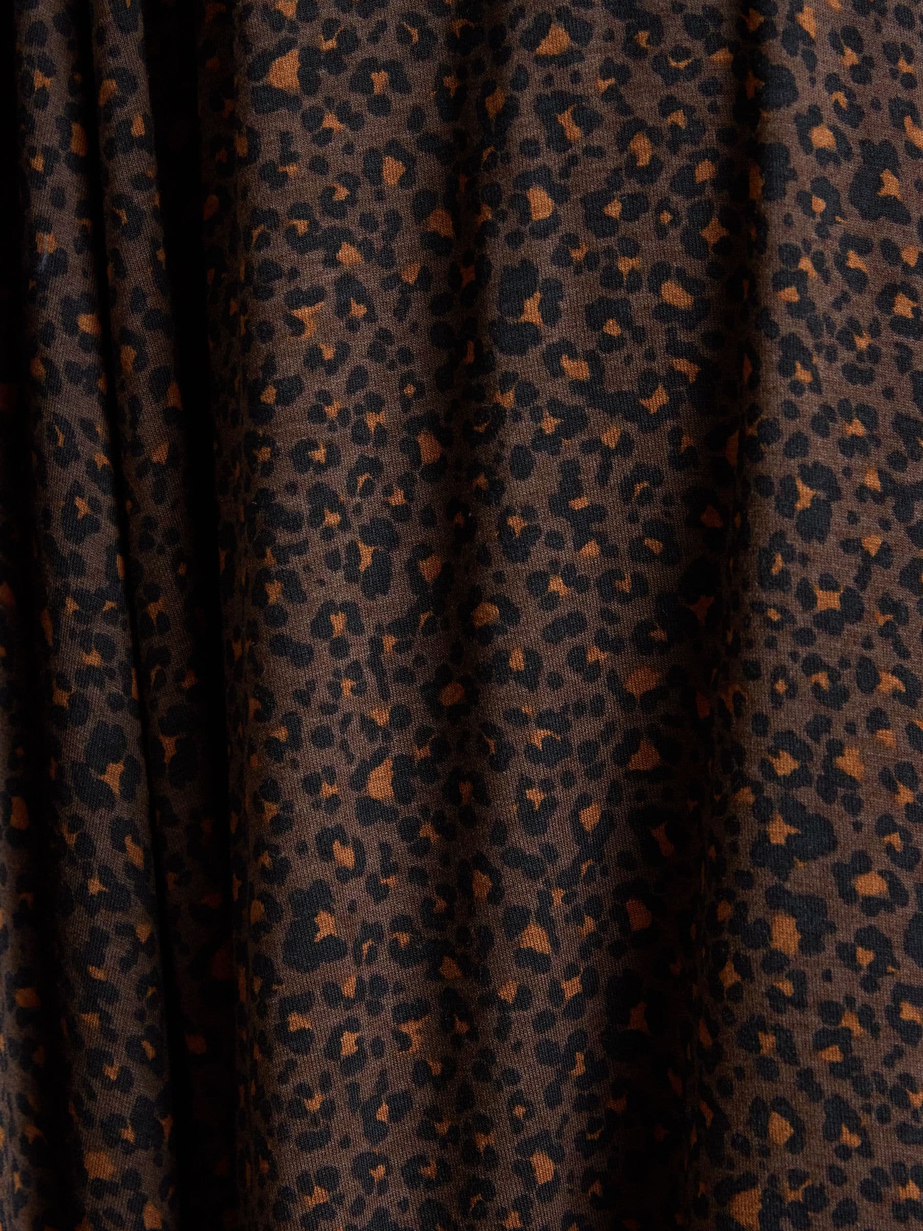 Bruin - Joules Mina Jersey midi-jurk met V-hals, gerimpelde taille en lange mouwen