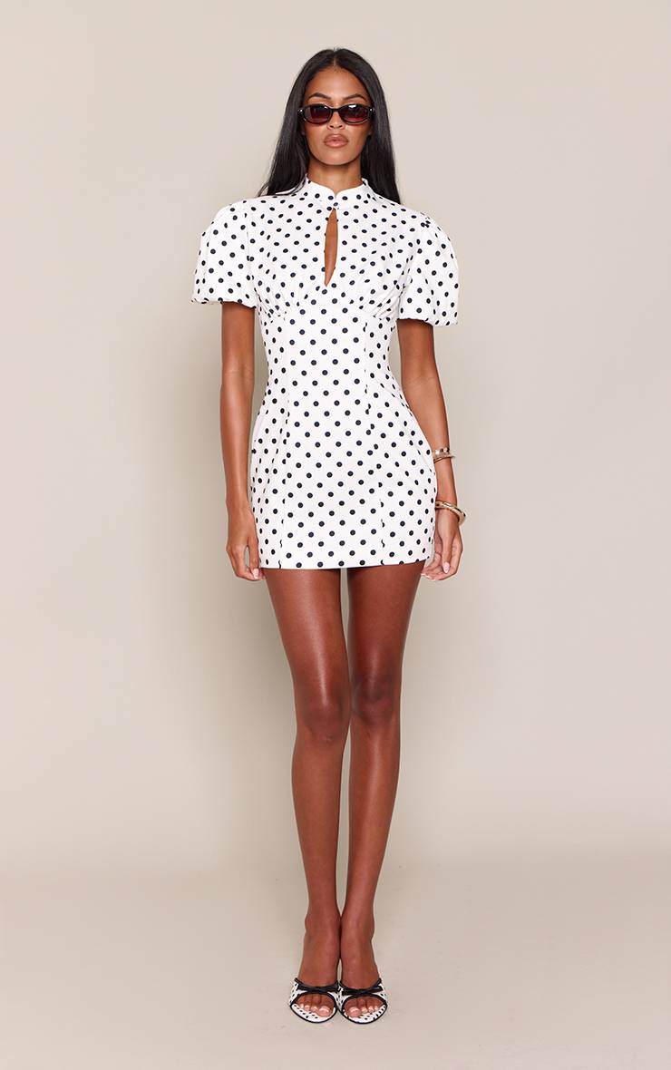 Blanc Robe Mini Ajustée À Pois Tissée Avec Manches Bouffantes Et Découpe Encolure
