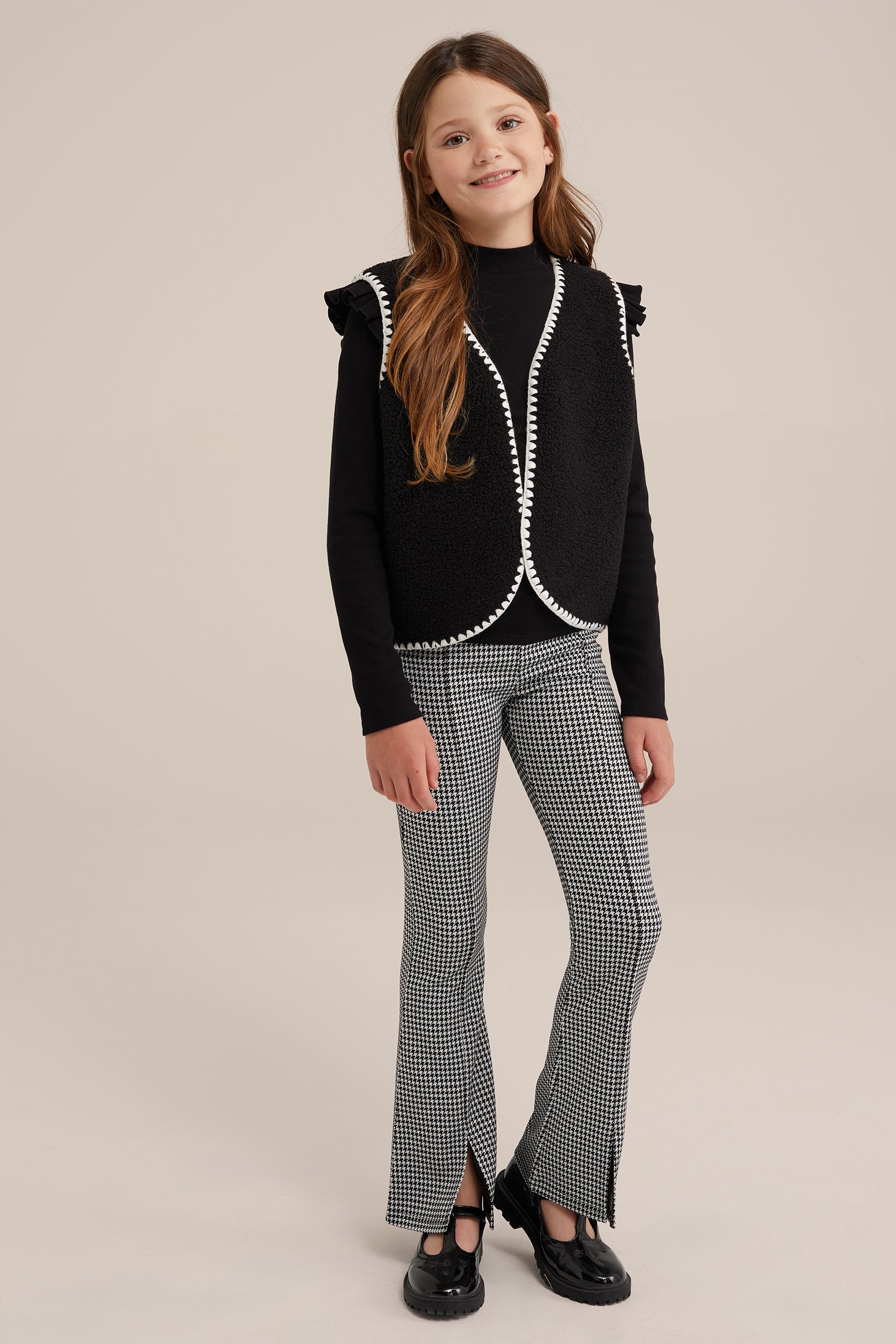 Meisjes geribd T-shirt met ruches WE Fashion Zwart