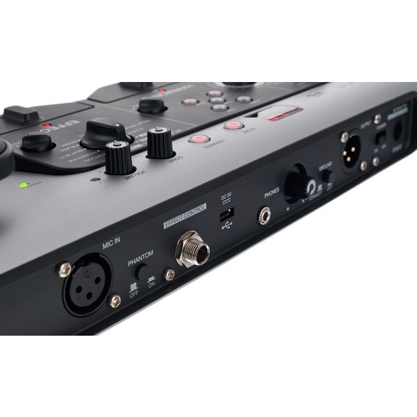 Zoom V6 SP