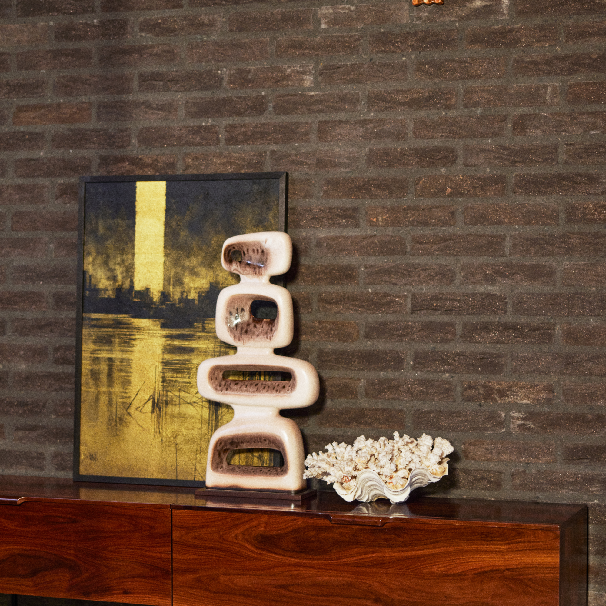 Keramiek sculpture reactive brown