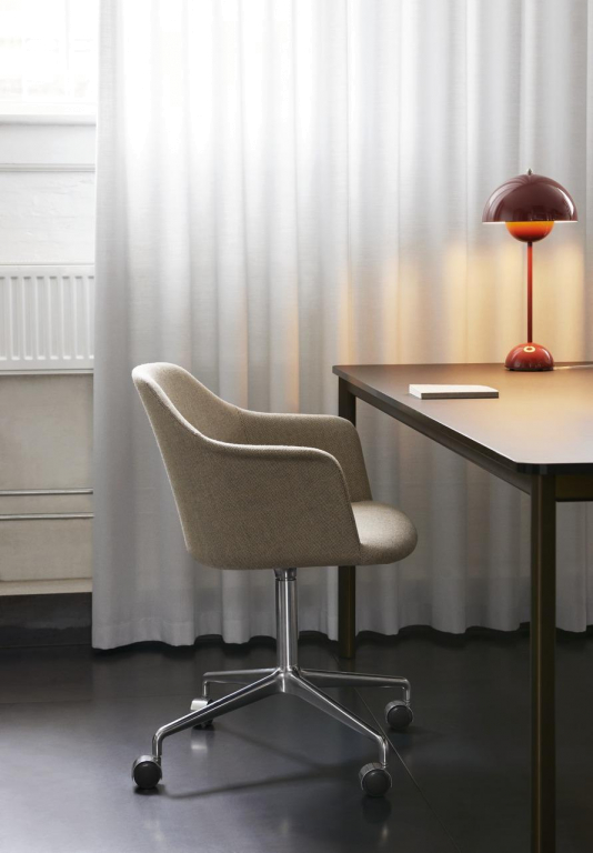 &tradition Drip HW58 tafel 140x80 bronze onderstel black fenix
