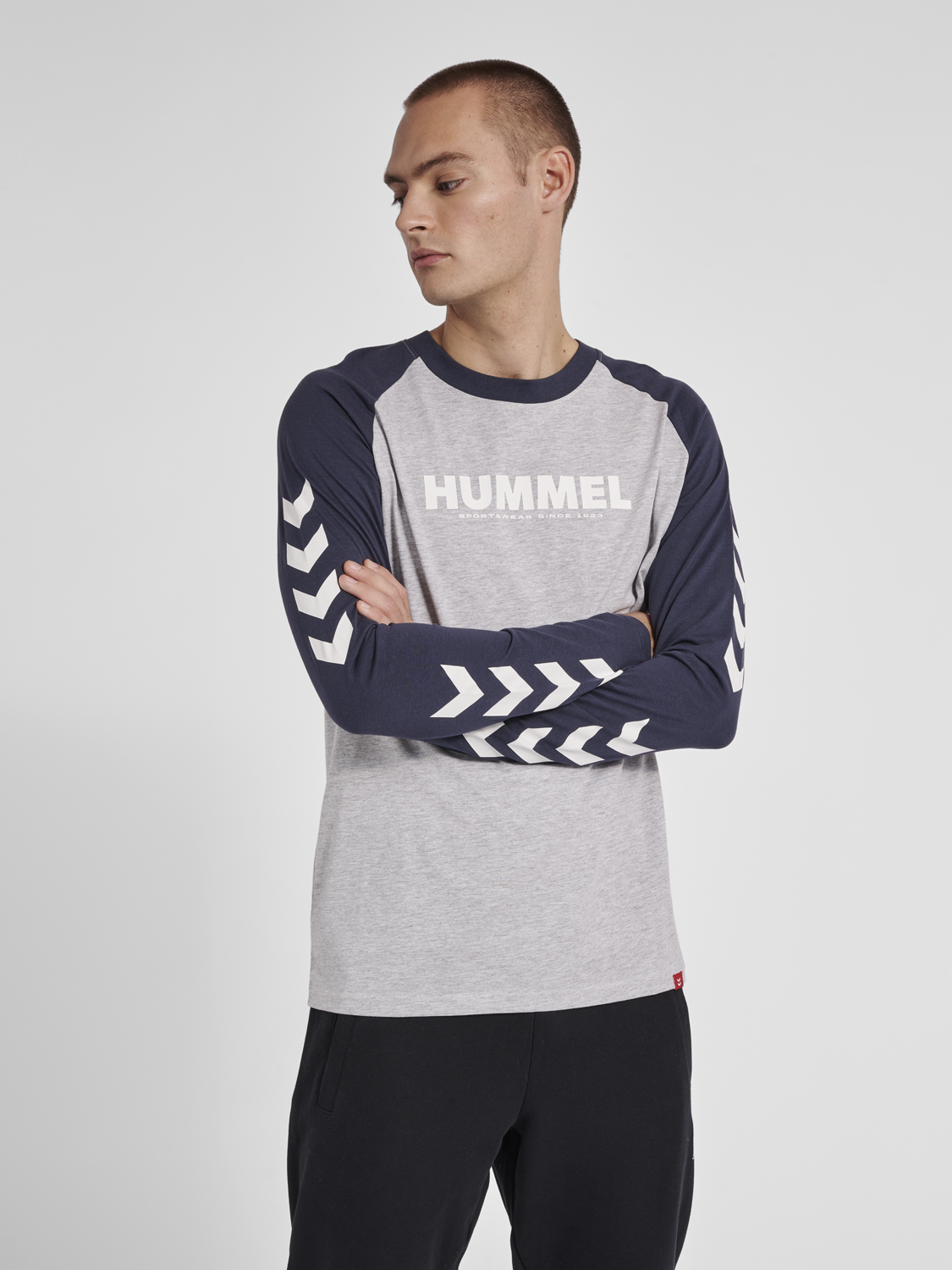 hmlLEGACY BLOCKED T-SHIRT L/S