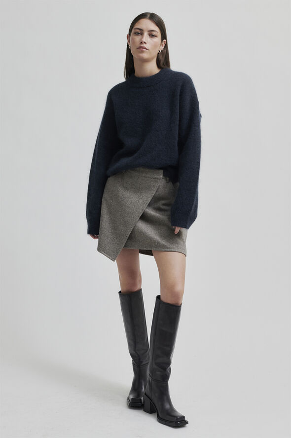 Second Female Levi Wool Skirt Volcanic ash
