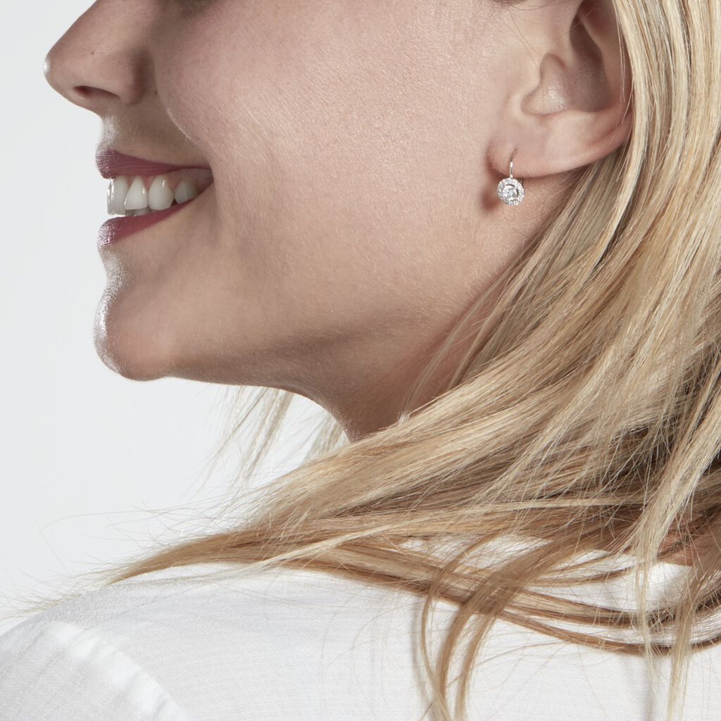 Boucles D'oreilles Pendantes Mentoura Or Blanc Diamant Synthétique