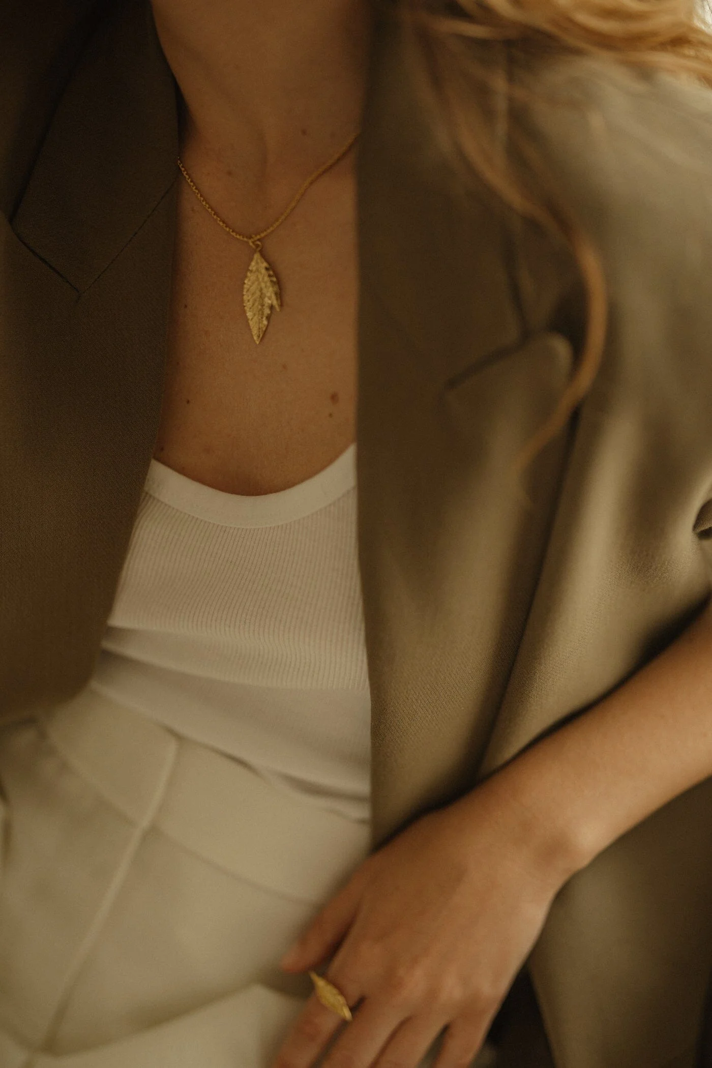 THALIE - Collier feuille doré à l'or fin | Doré