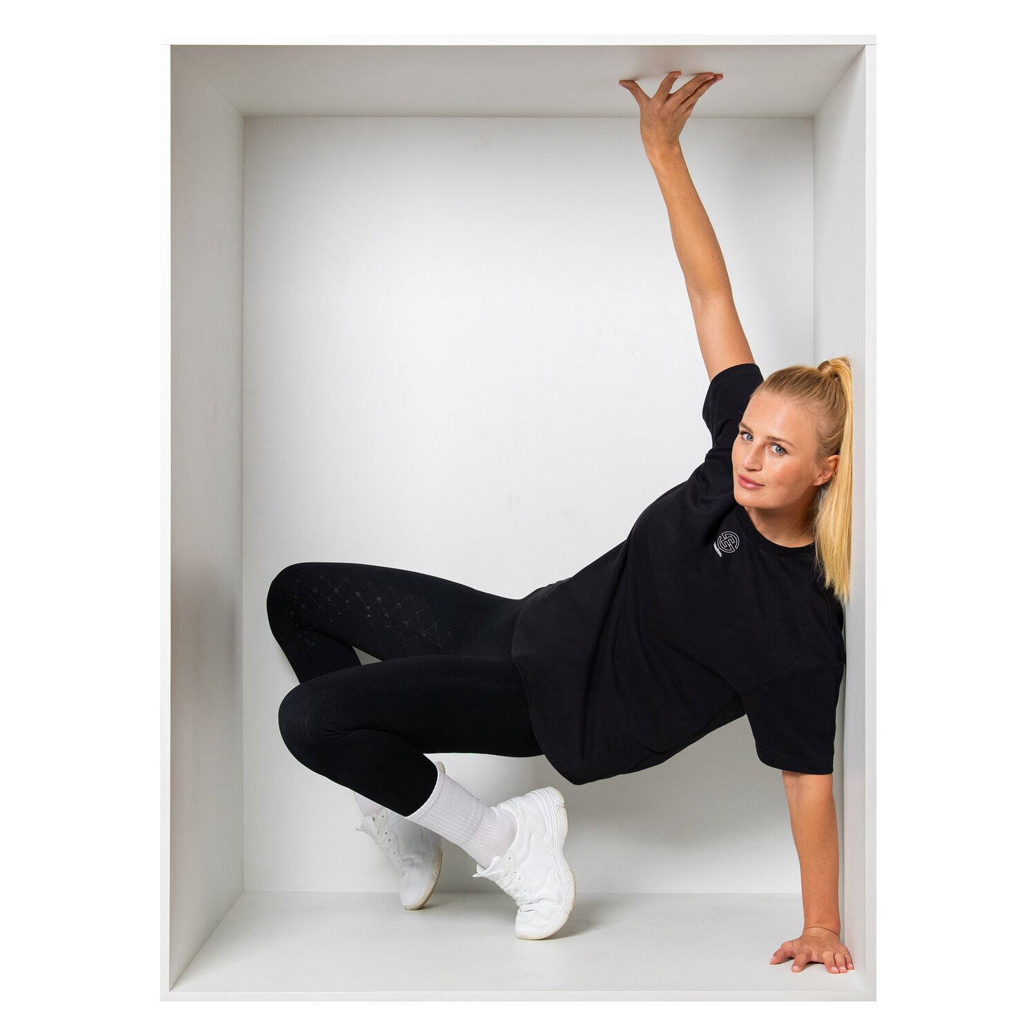 ESKADRON Dynamic Sporty Socks  - white