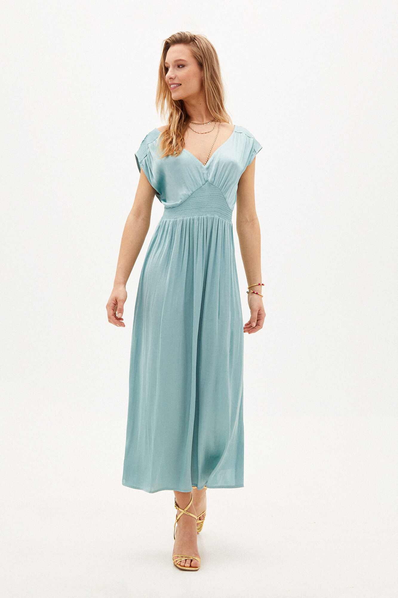 Carmela. Vestido midi de cetim - Azul