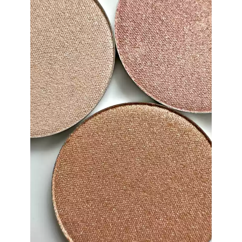 Sandstone Highlighter 2,7 gr. - 530 Golden Champagne