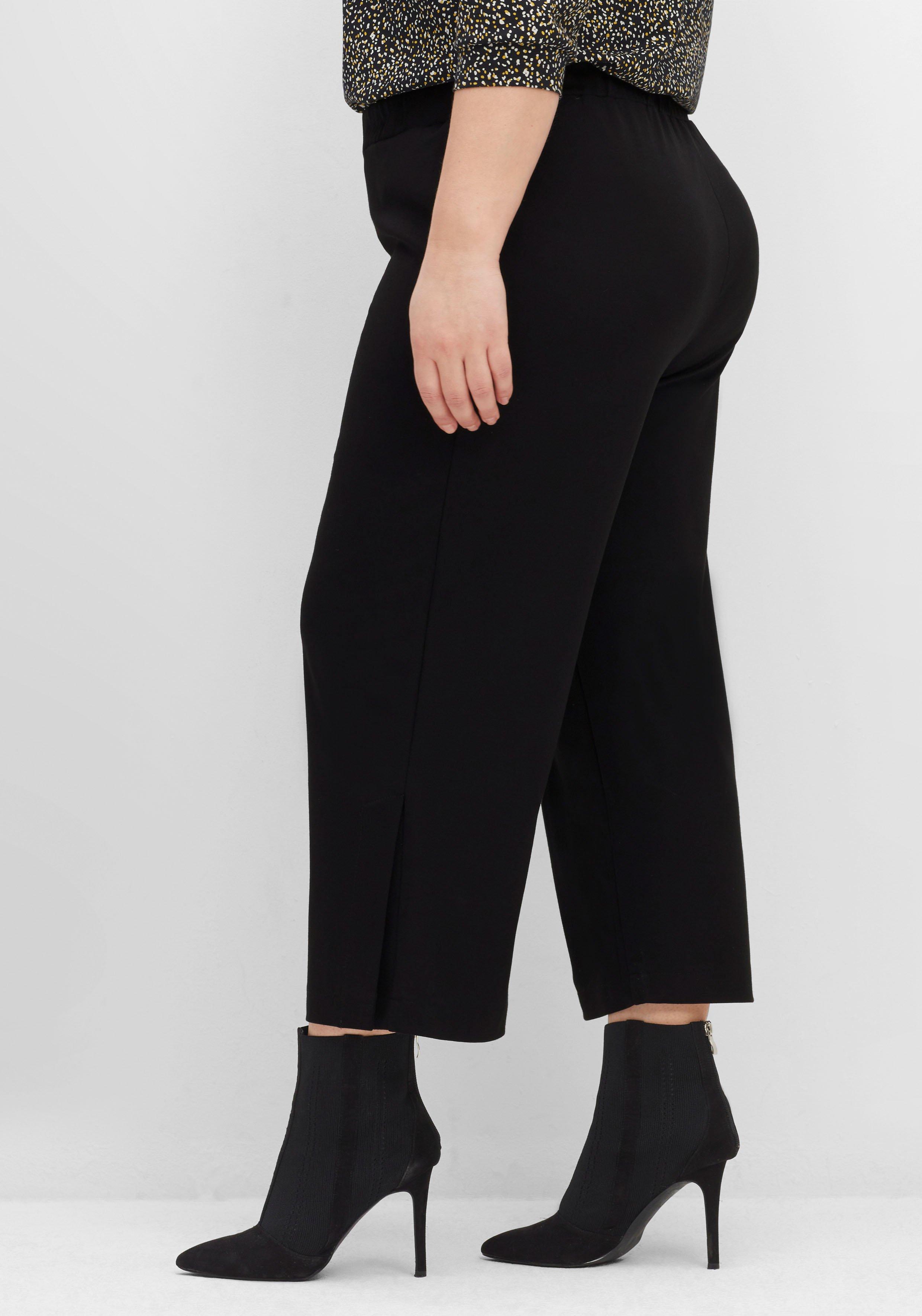 Weite 7/8-Hose mit Schlupfbund und hohem Schlitz