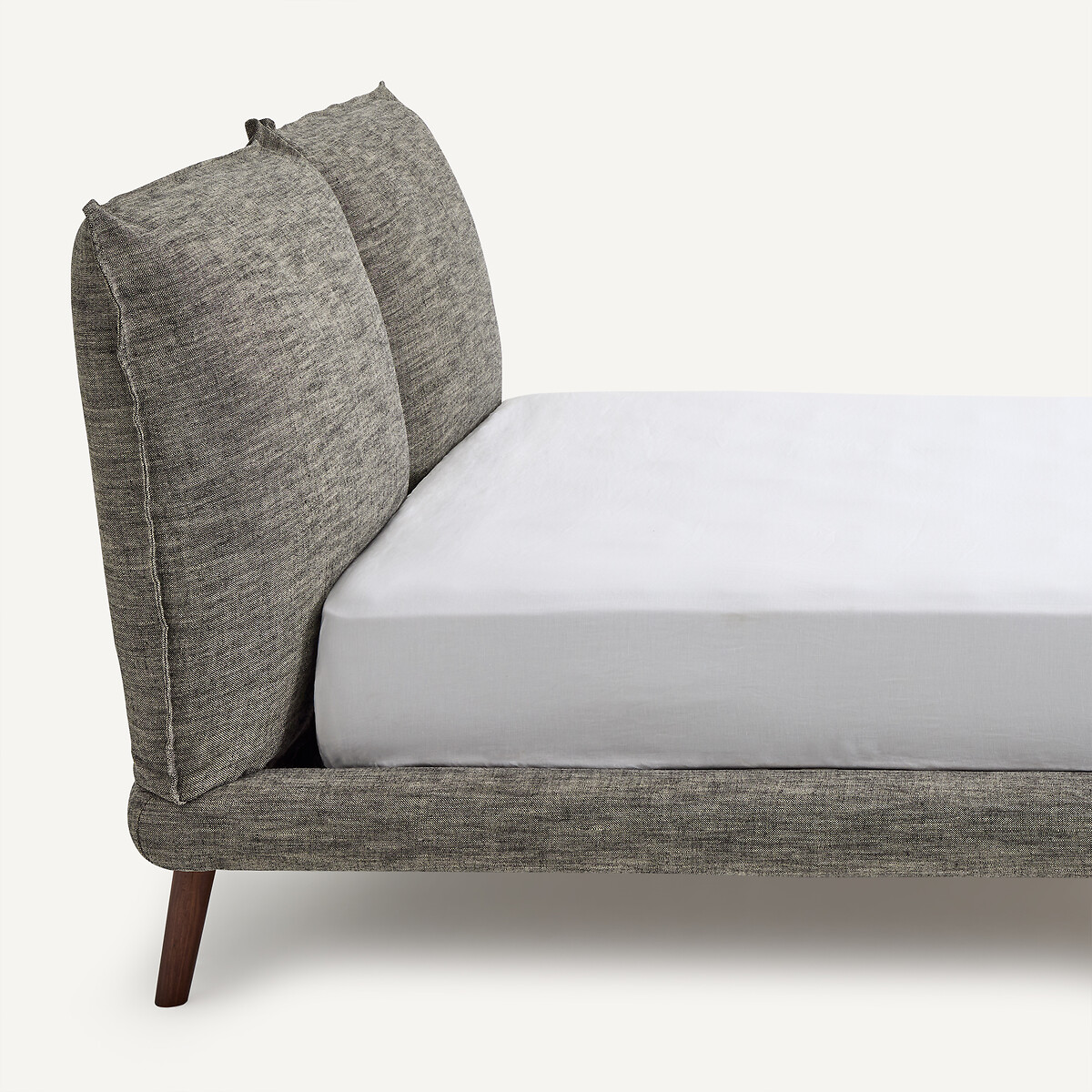 AM.PM<br>Cama, roupa de cama, design Aurore E. Gallina