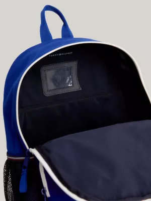 Mochila infantil reciclada com bandeira