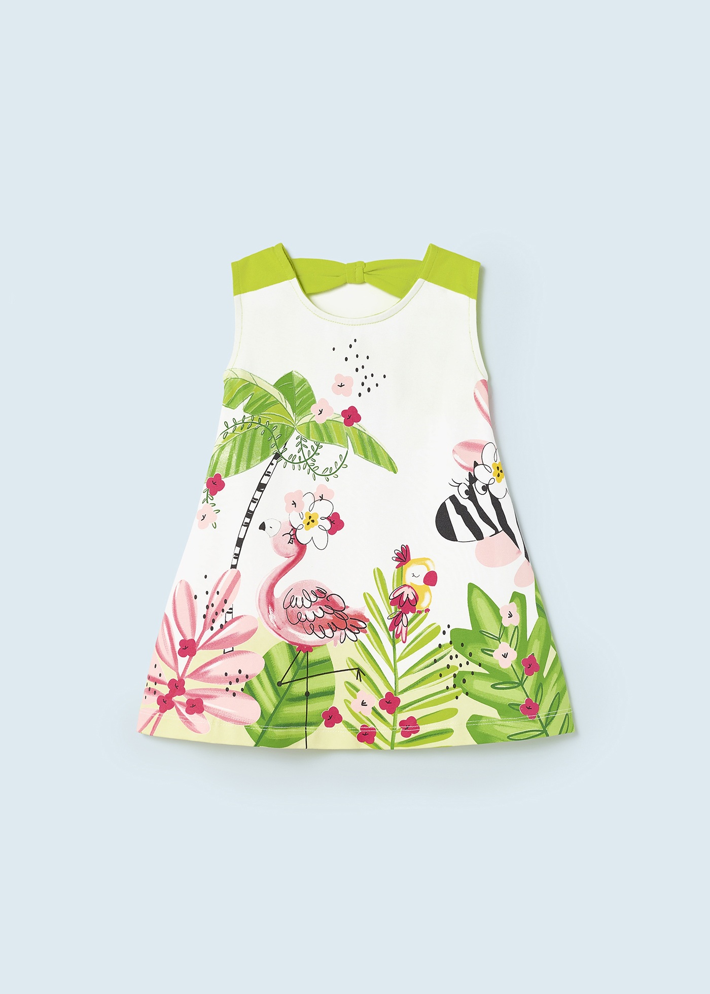 Vestido infantil com estampa feita de algodão sustentável.