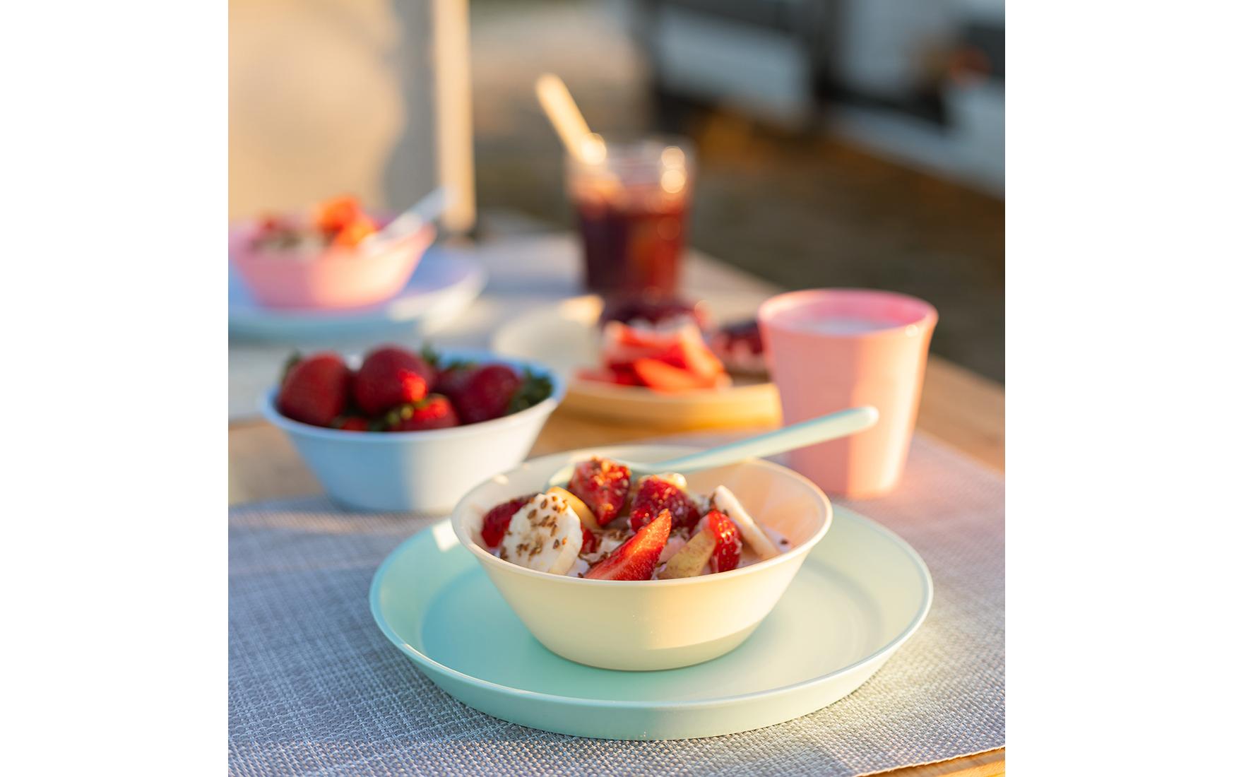 Geschirrset NORA MACARONS 16-teiligGeschirrset ideal für Picknick und Camping