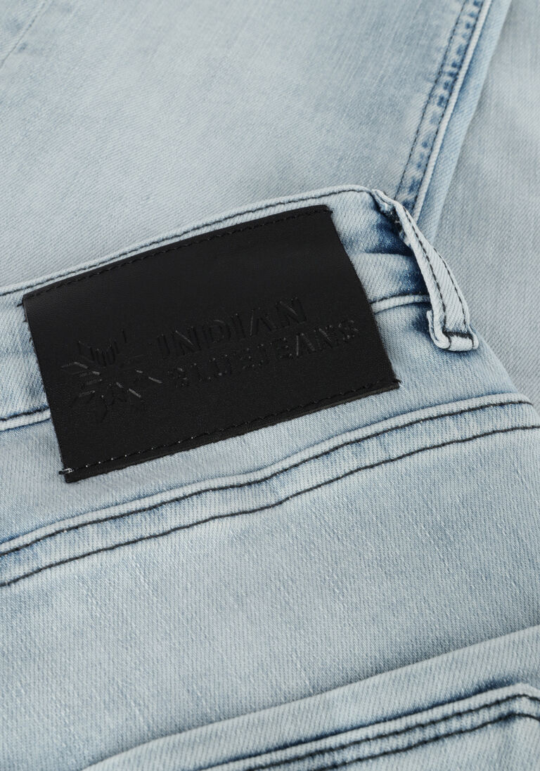 INDIAN BLUE JEANS lichtblauwe indian blue jeans straight leg jeans max straight fit