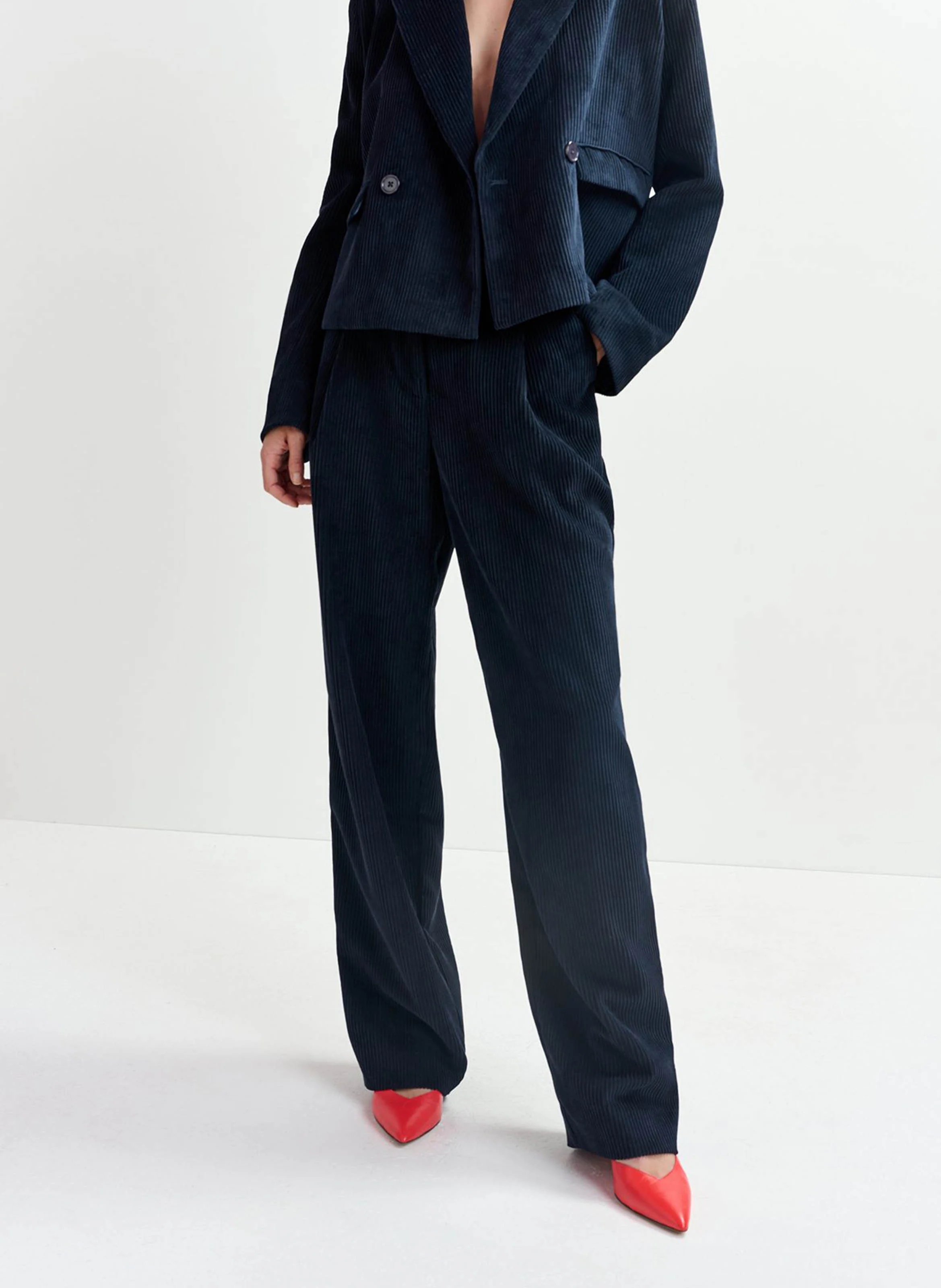 GERANIUM - Pantalon fuselé en en velours côtelé | Bleu