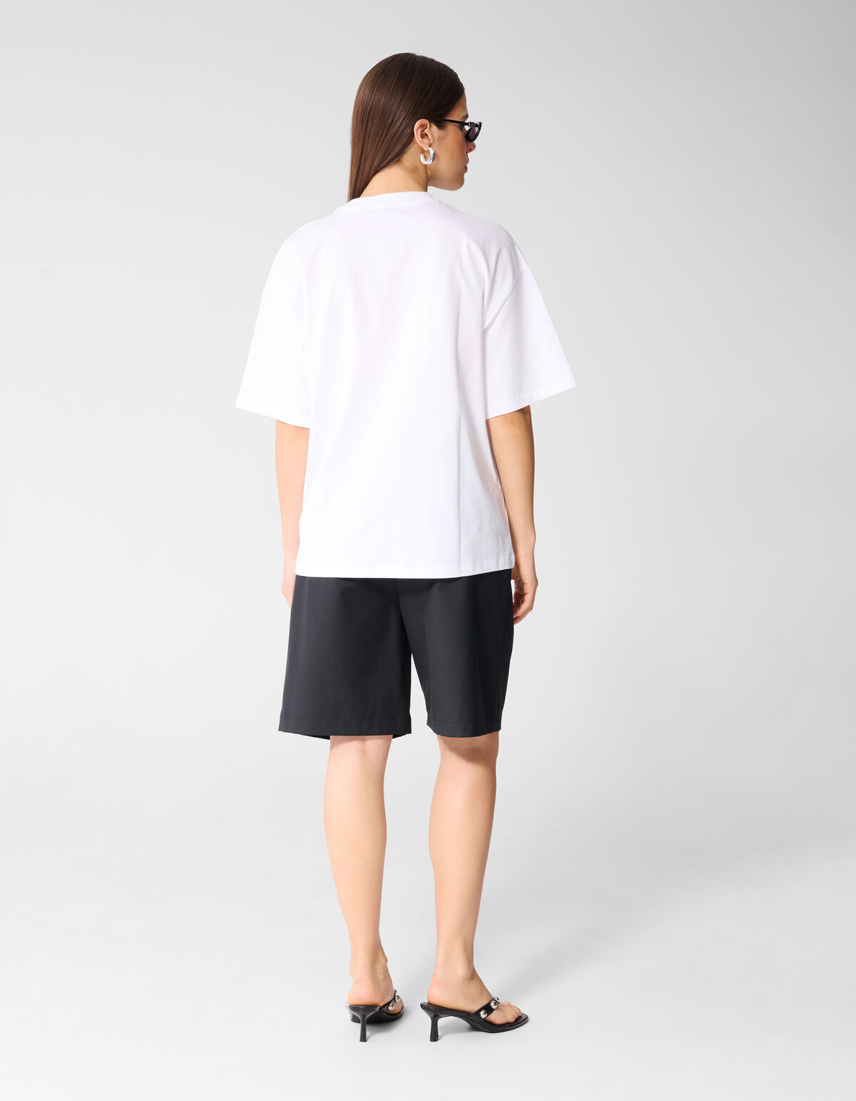 Oversized Pearl Magazine T-shirt Wit