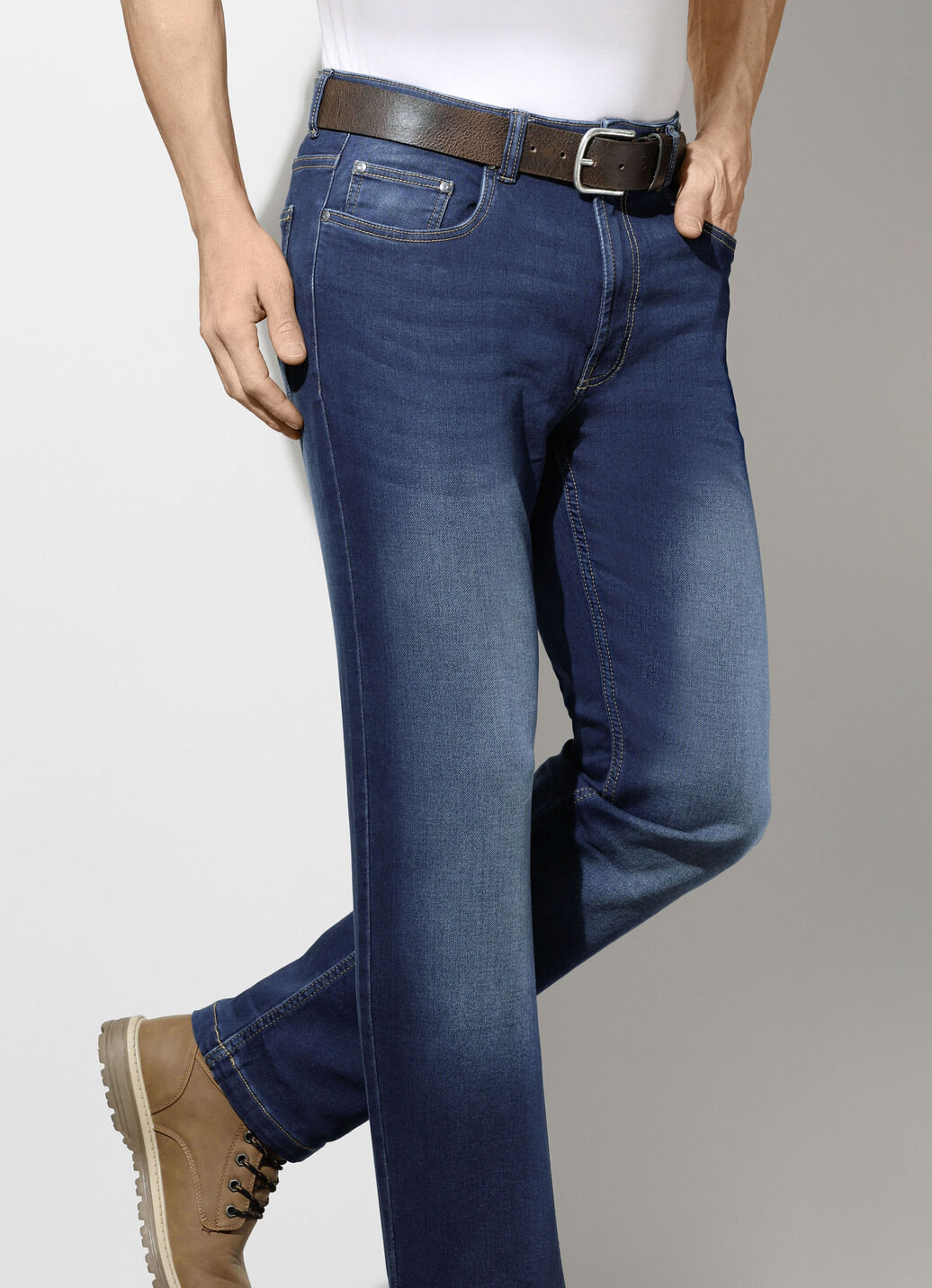 Superstretch-Jeans in 2 Farben