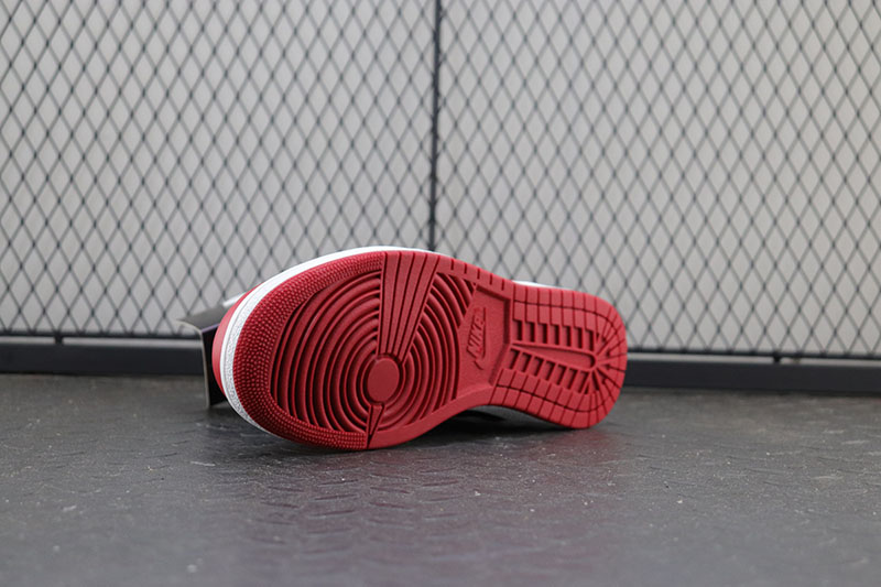 Jordan 1 Retro High 85 Varsity Red