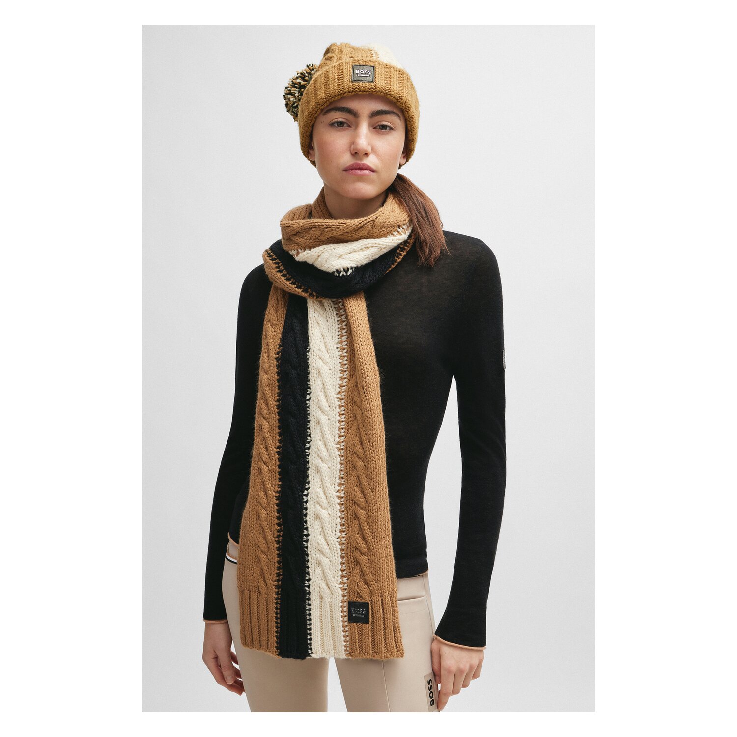 BOSS EQUESTRIAN Beanie Bobble  - camel - one size