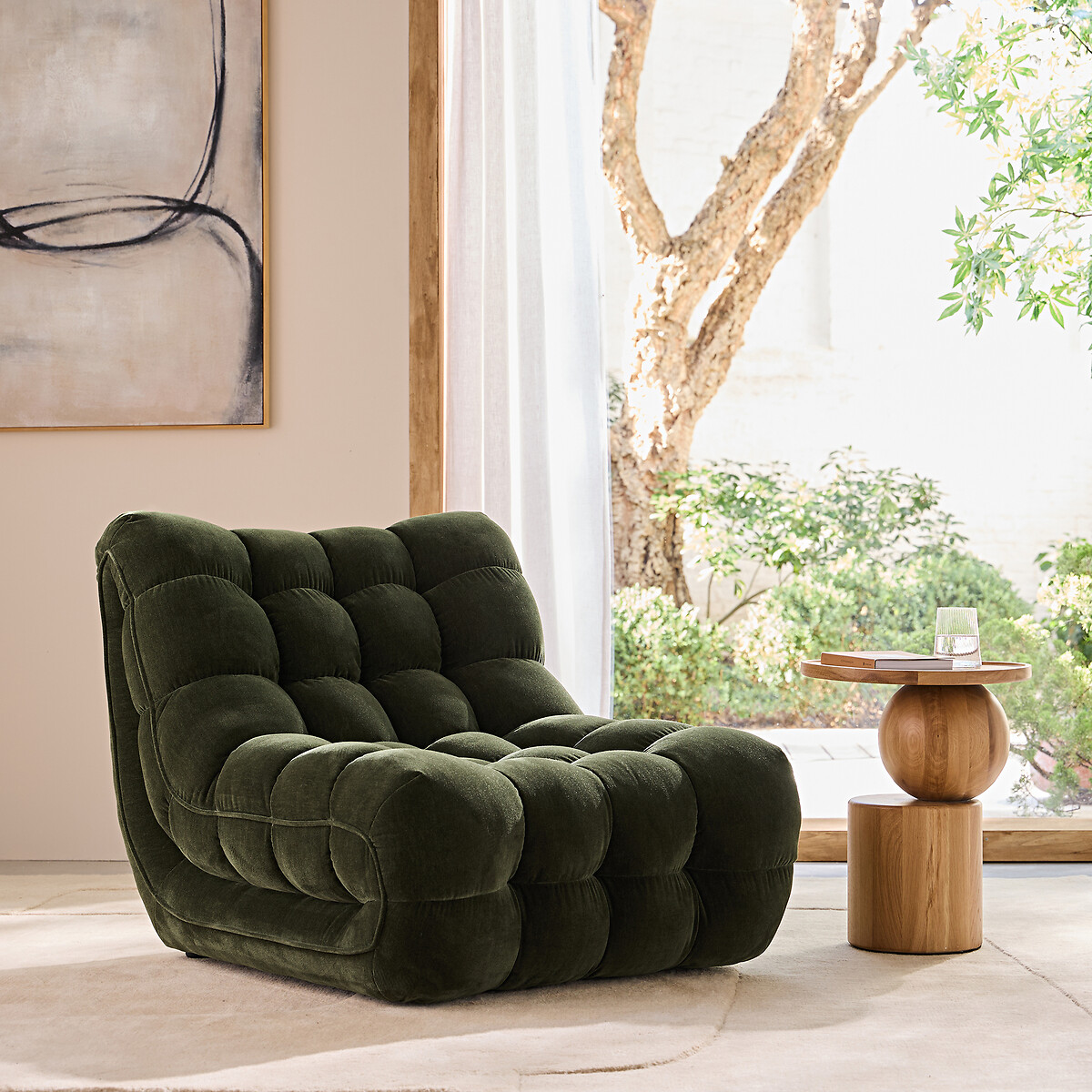 AM.PM<br>Poltrona estofada em veludo chenille, Jud