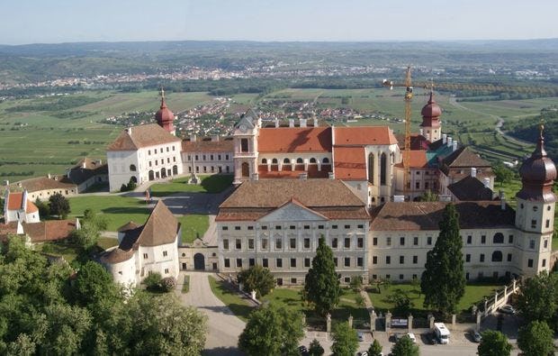 Hubschrauber-Rundflug durch die Wachau in Kilb bei St. Pölten als Geschenkidee