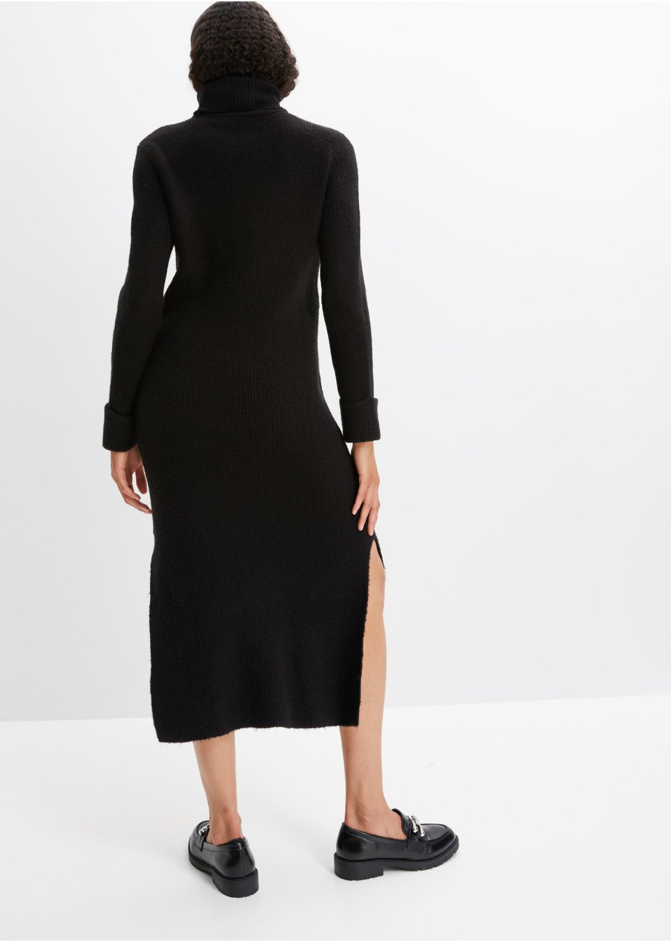 Robe en maille à col roulé