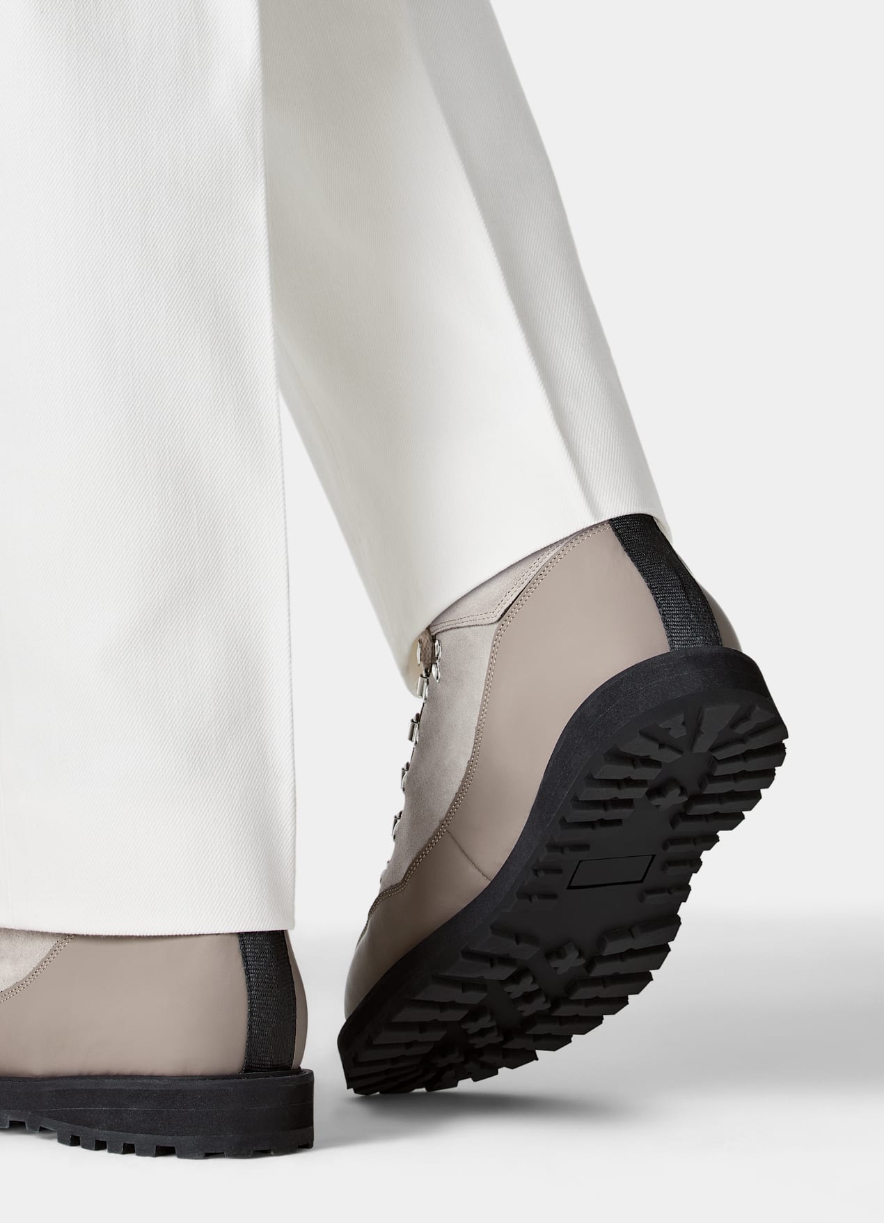 Bottines de marche sable