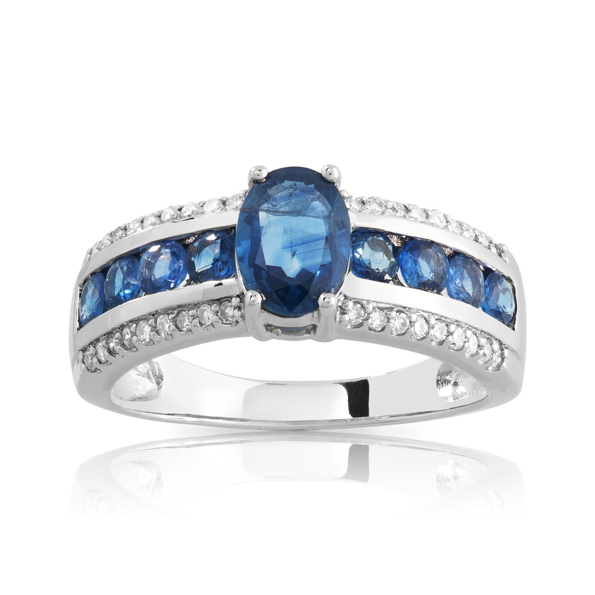 Bague or 750 blanc ovale saphirs et diamants