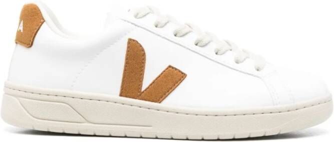 VEJA Lage Sneakers Urca Maat: 41 Materiaal: Leatherlook Kleur: Wit