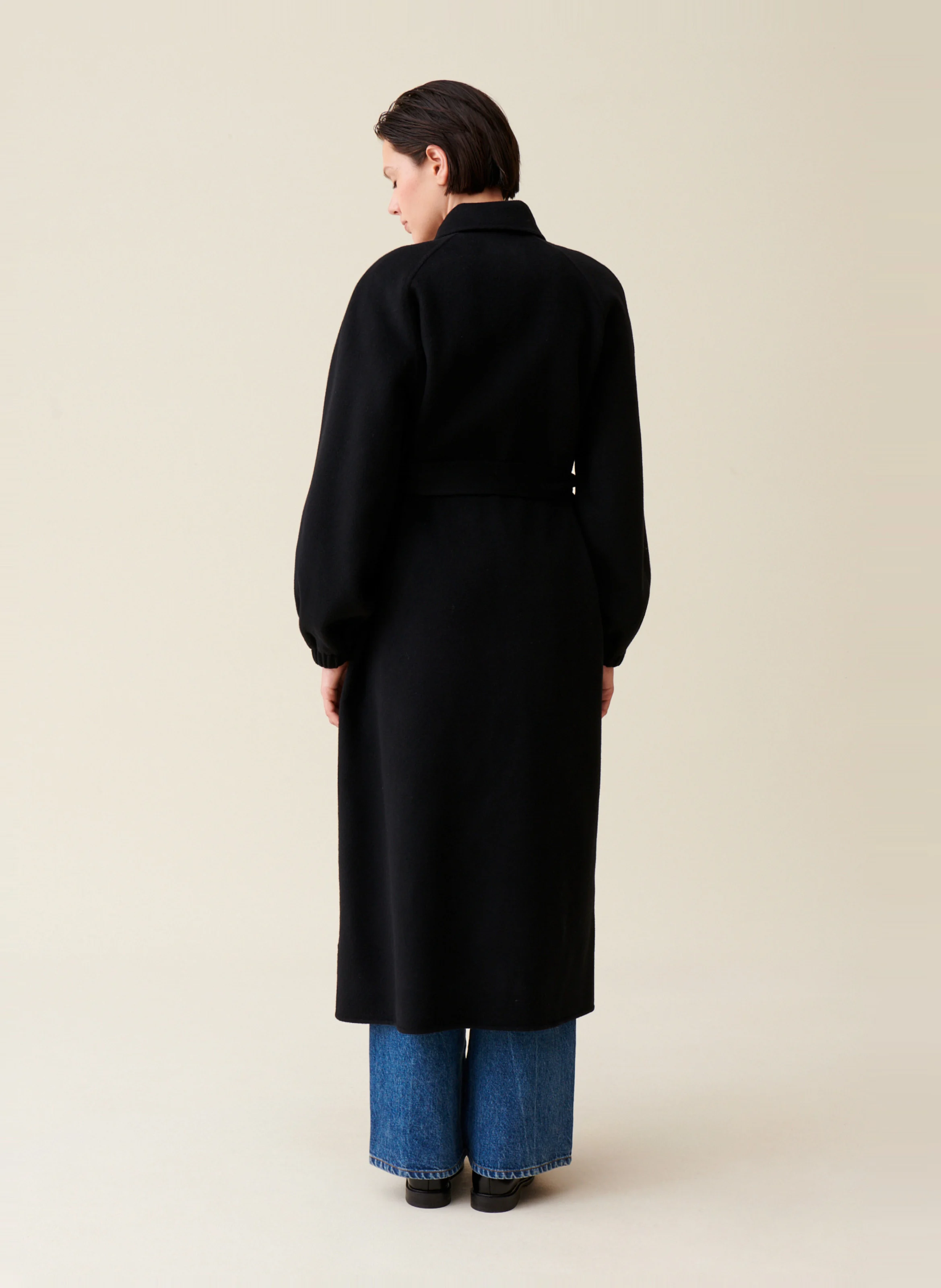 Manteau long ceinturé en laine mélangée | Noir