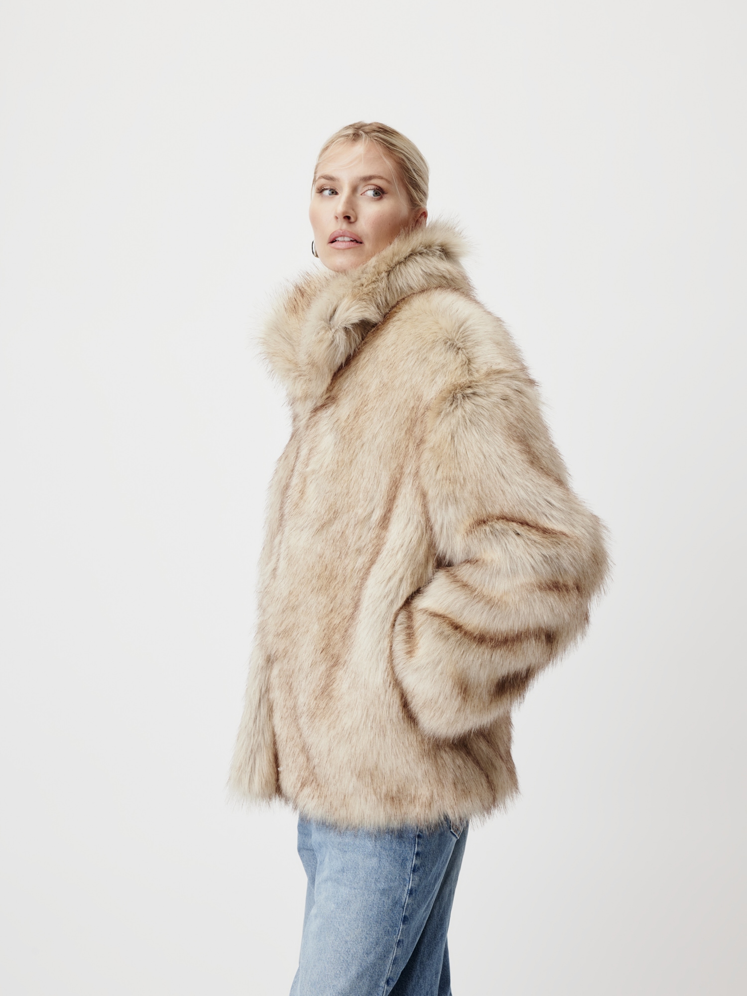 LeGer Fellimitatjacke »Fergie, LeGer by Lena Gercke« ohne Kapuze Regular fit mit Rundhalsausschnitt