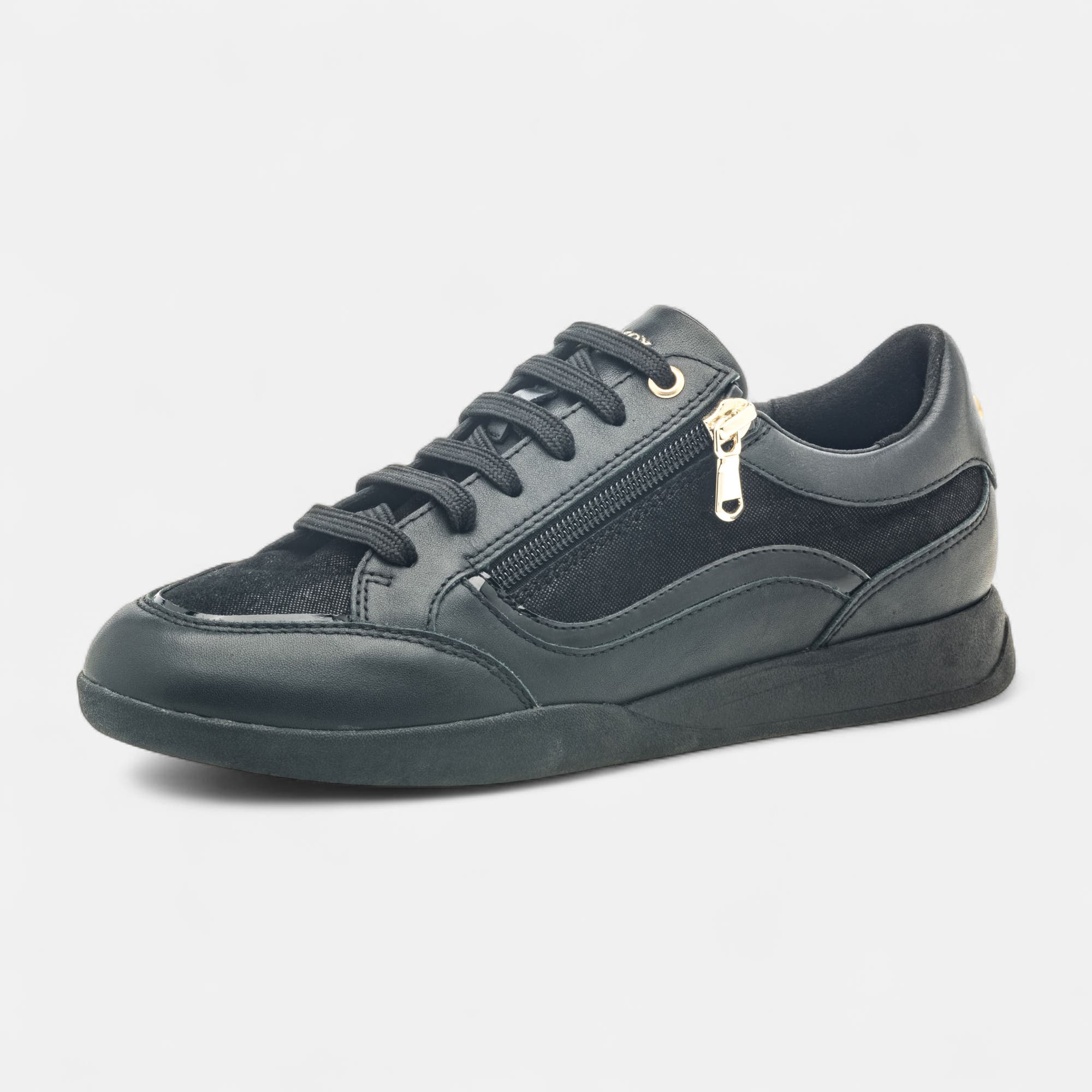 Baskets basses Femme en cuir noir