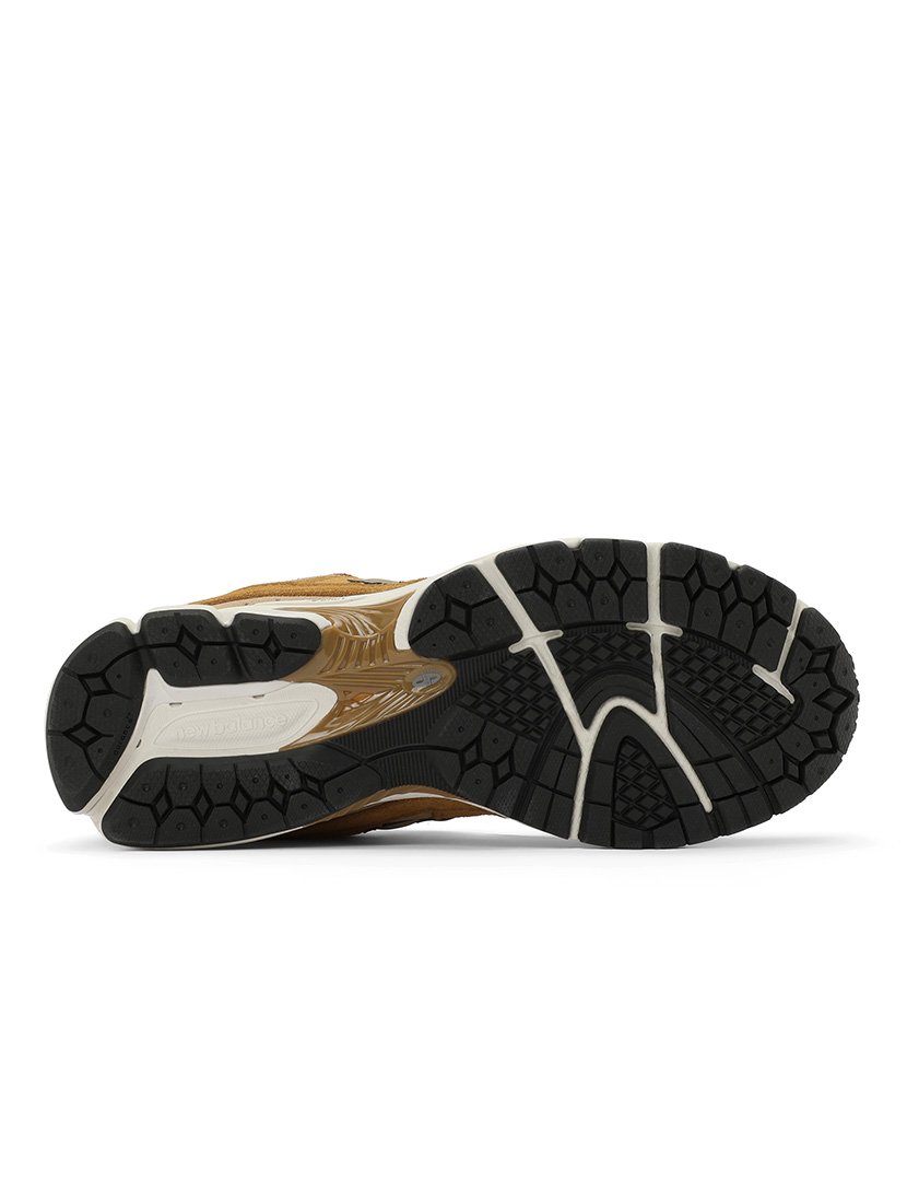 2002R Great Plains Sneakers