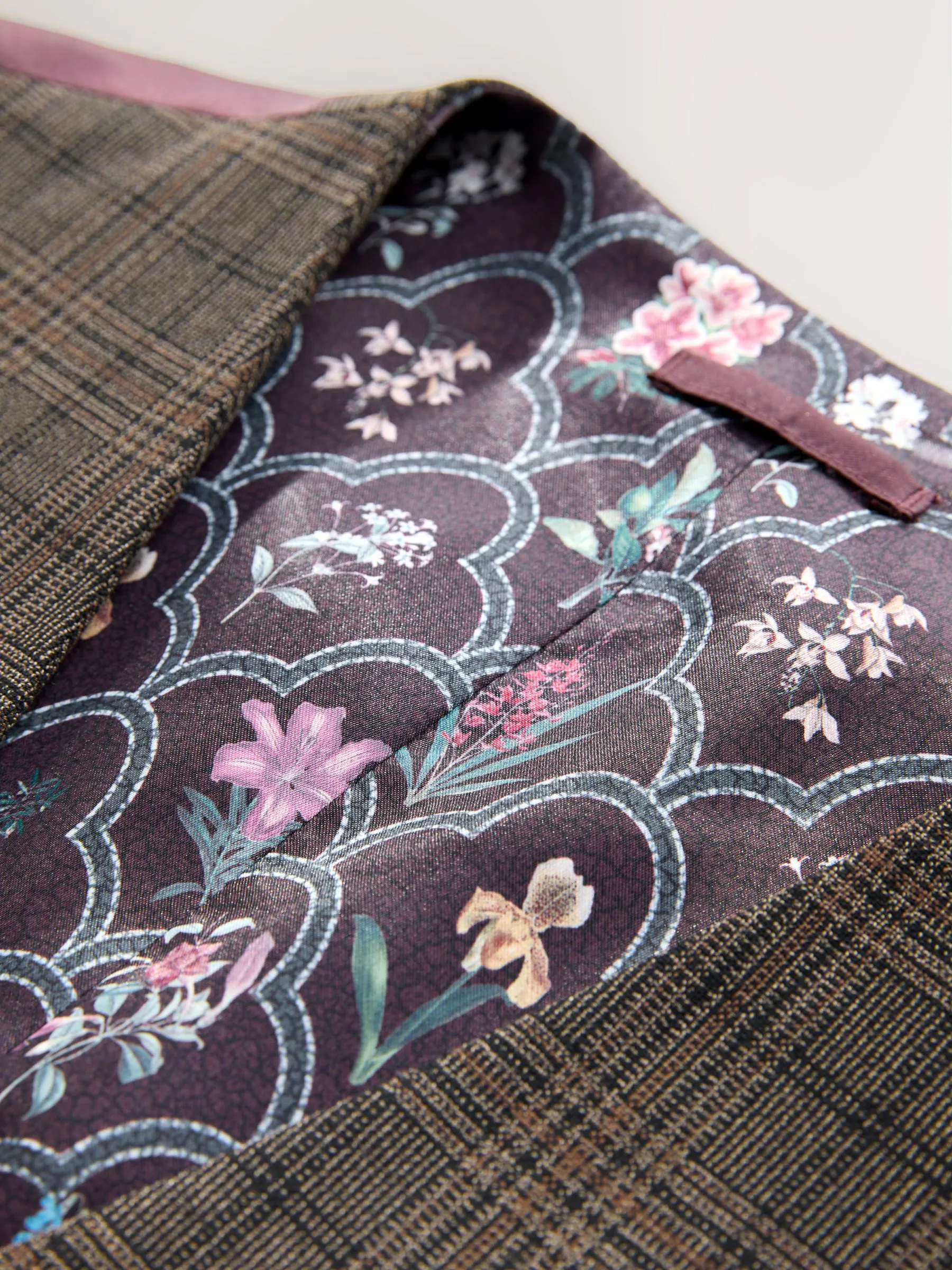 Bruin - Slim Fit Trimmed Check Suit Waistcoat