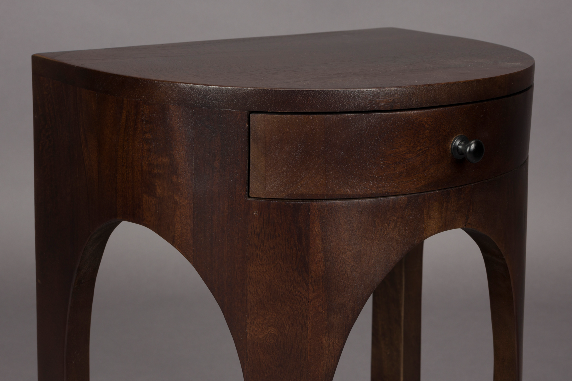 Side Table / Bedstand Belvedere