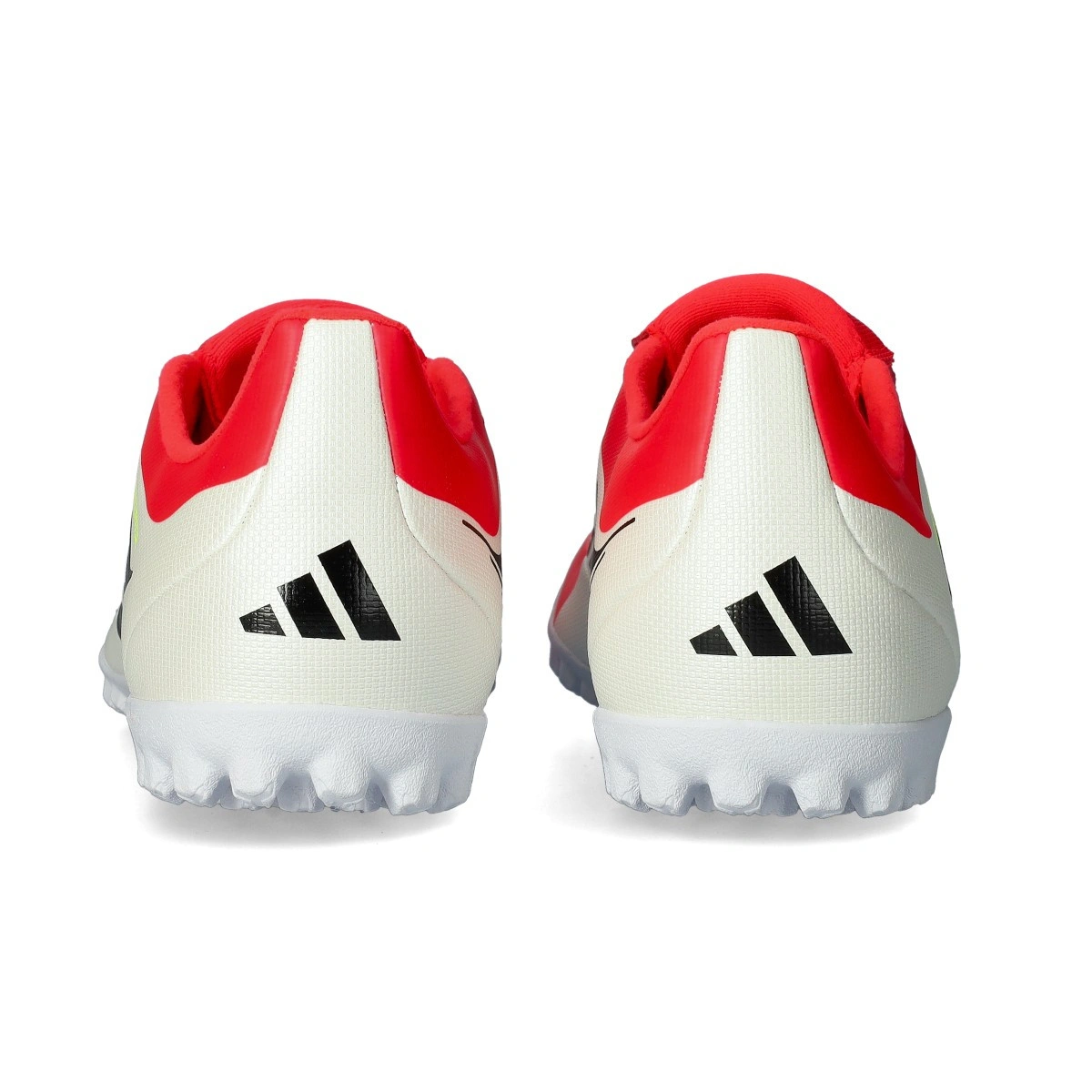 Chuteira adidas Predator Club FT Turf