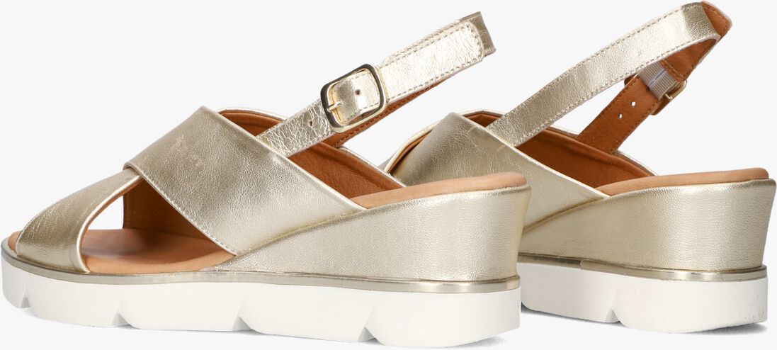 gouden stefano lauran sandalen met kruissandaal sleehak